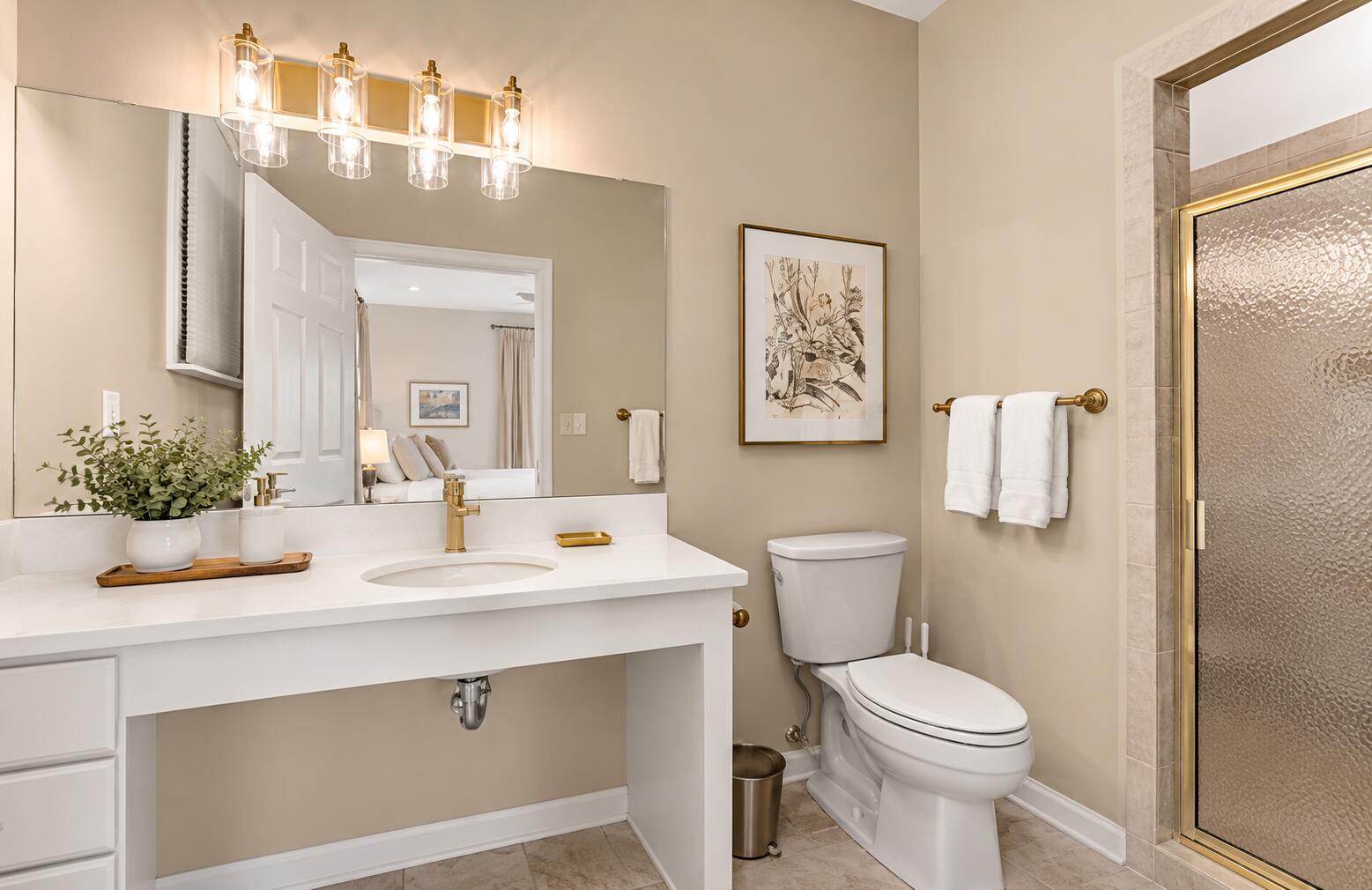 2840 Lake Breeze Drive Property Photo 27