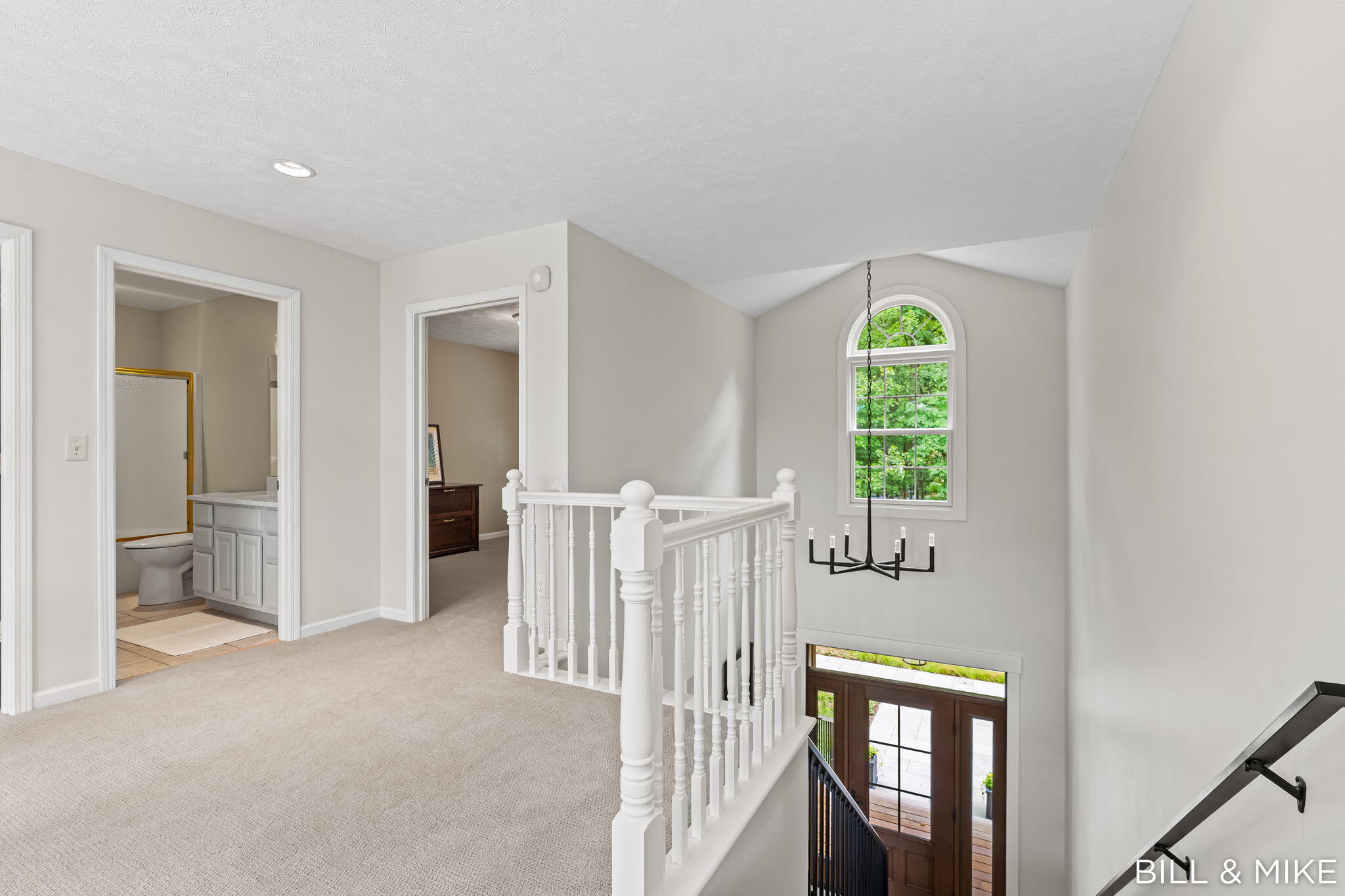2840 Lake Breeze Drive Property Photo 37