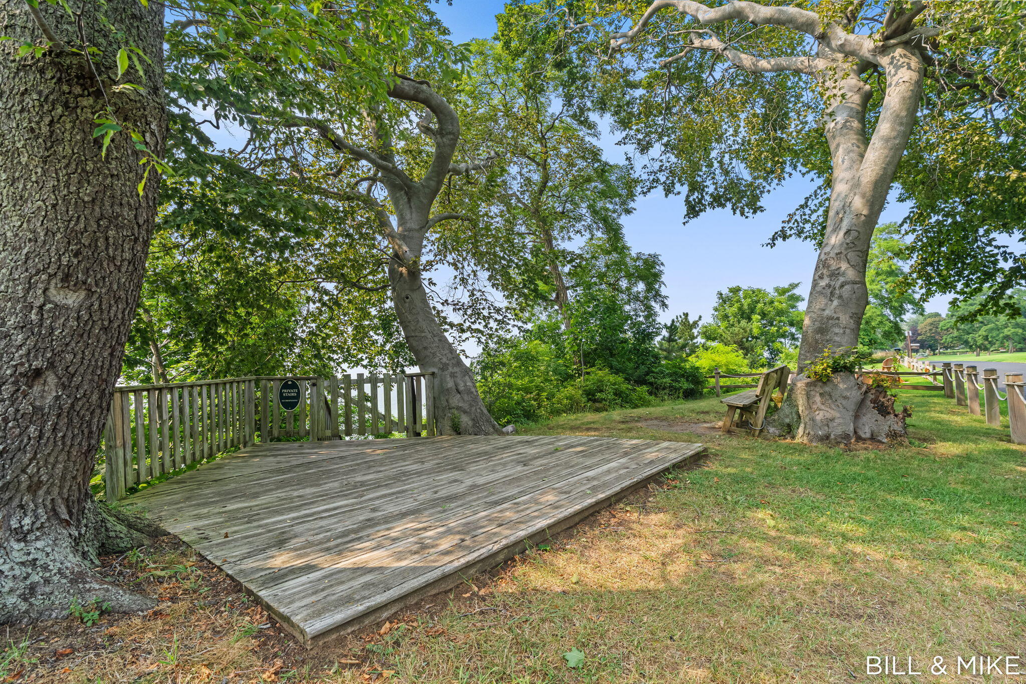 2840 Lake Breeze Drive Property Photo 75