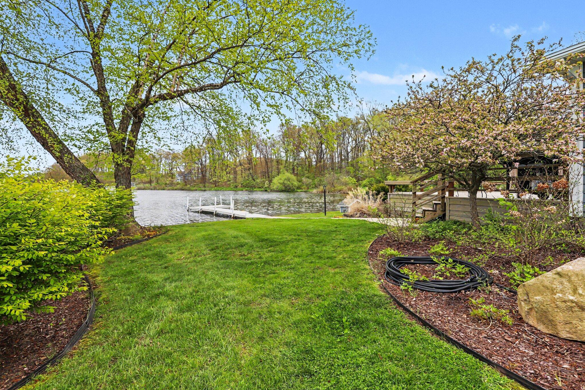 12417 Sunset Dr. Property Photo 10