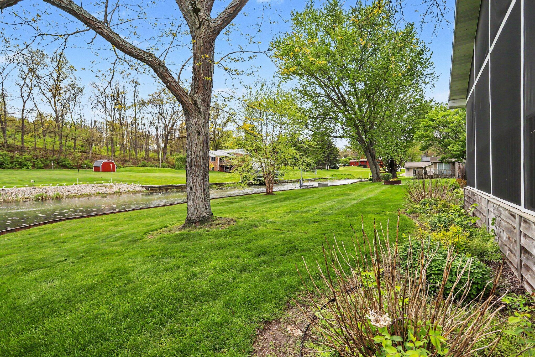 12417 Sunset Dr. Property Photo 15