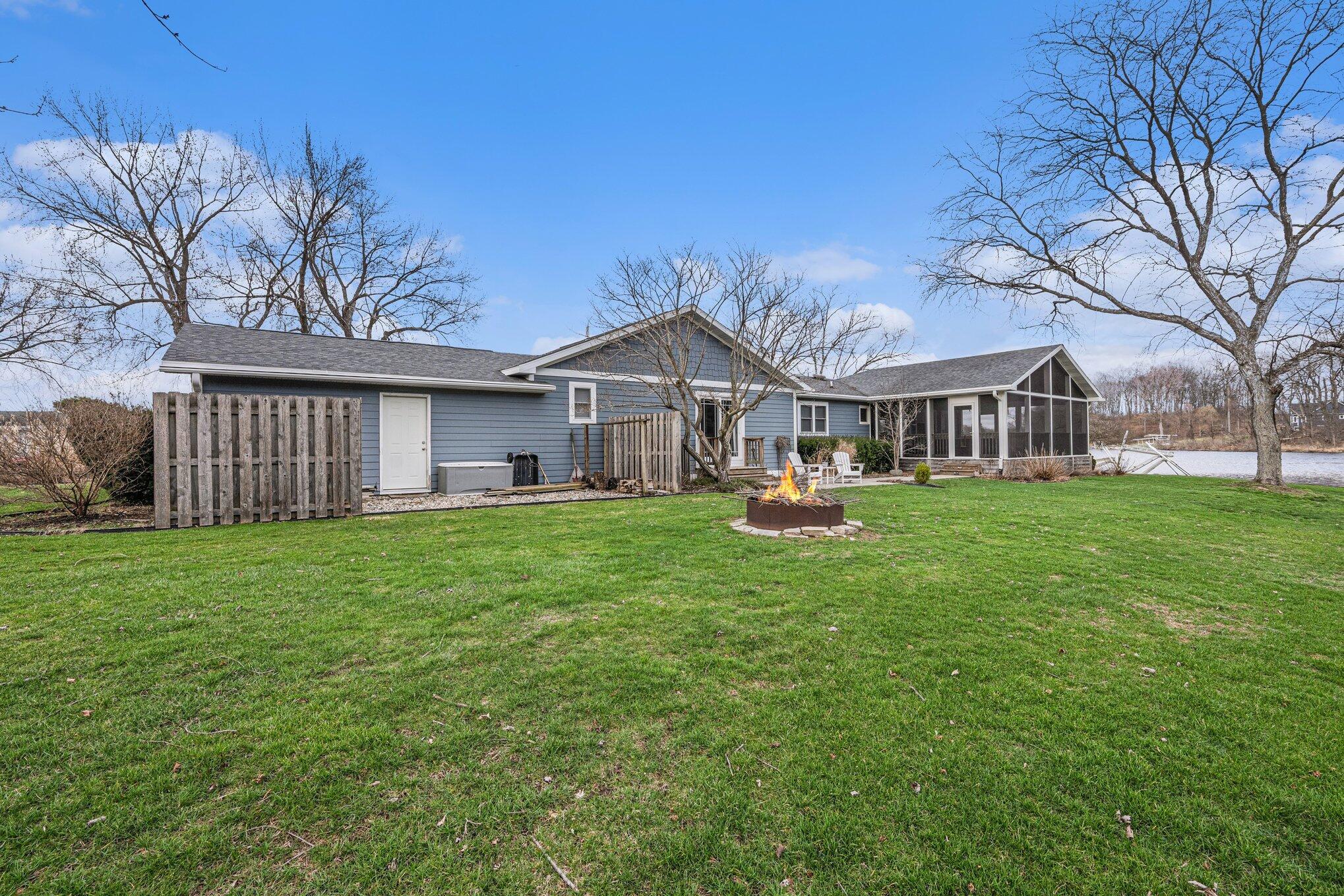 12417 Sunset Dr. Property Photo 17