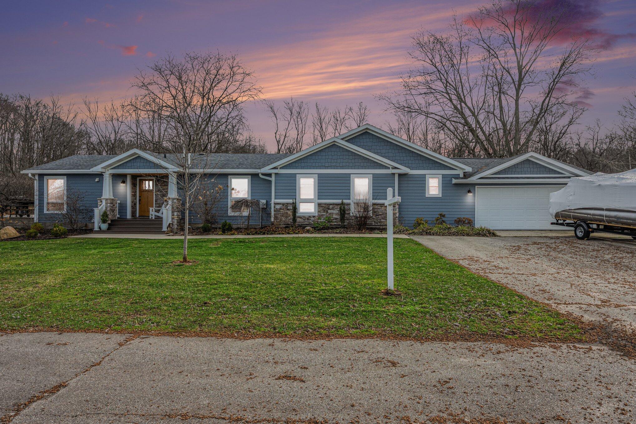 12417 Sunset Dr. Property Photo 39