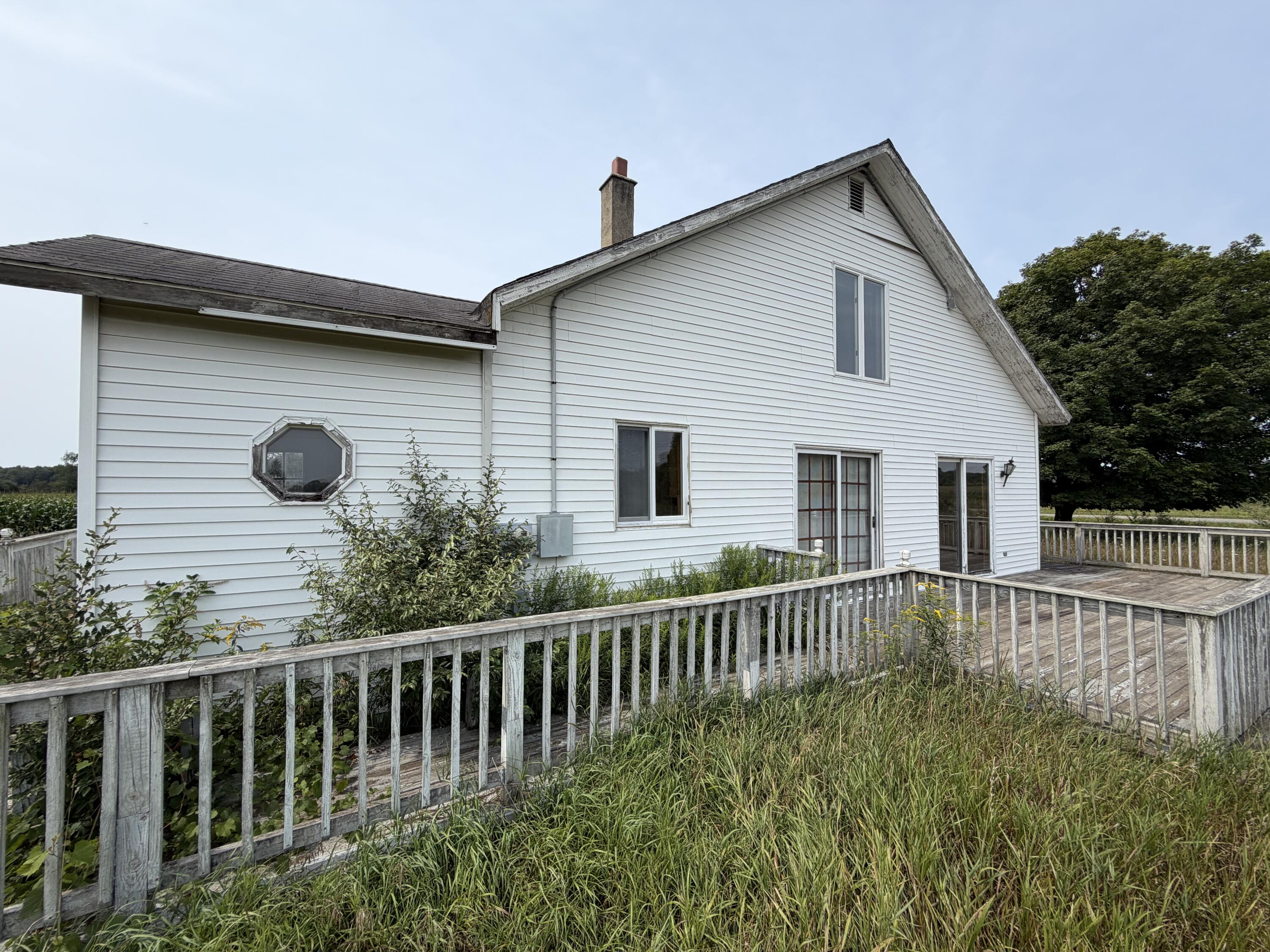 3109 E Sugar Grove Road Property Photo 1