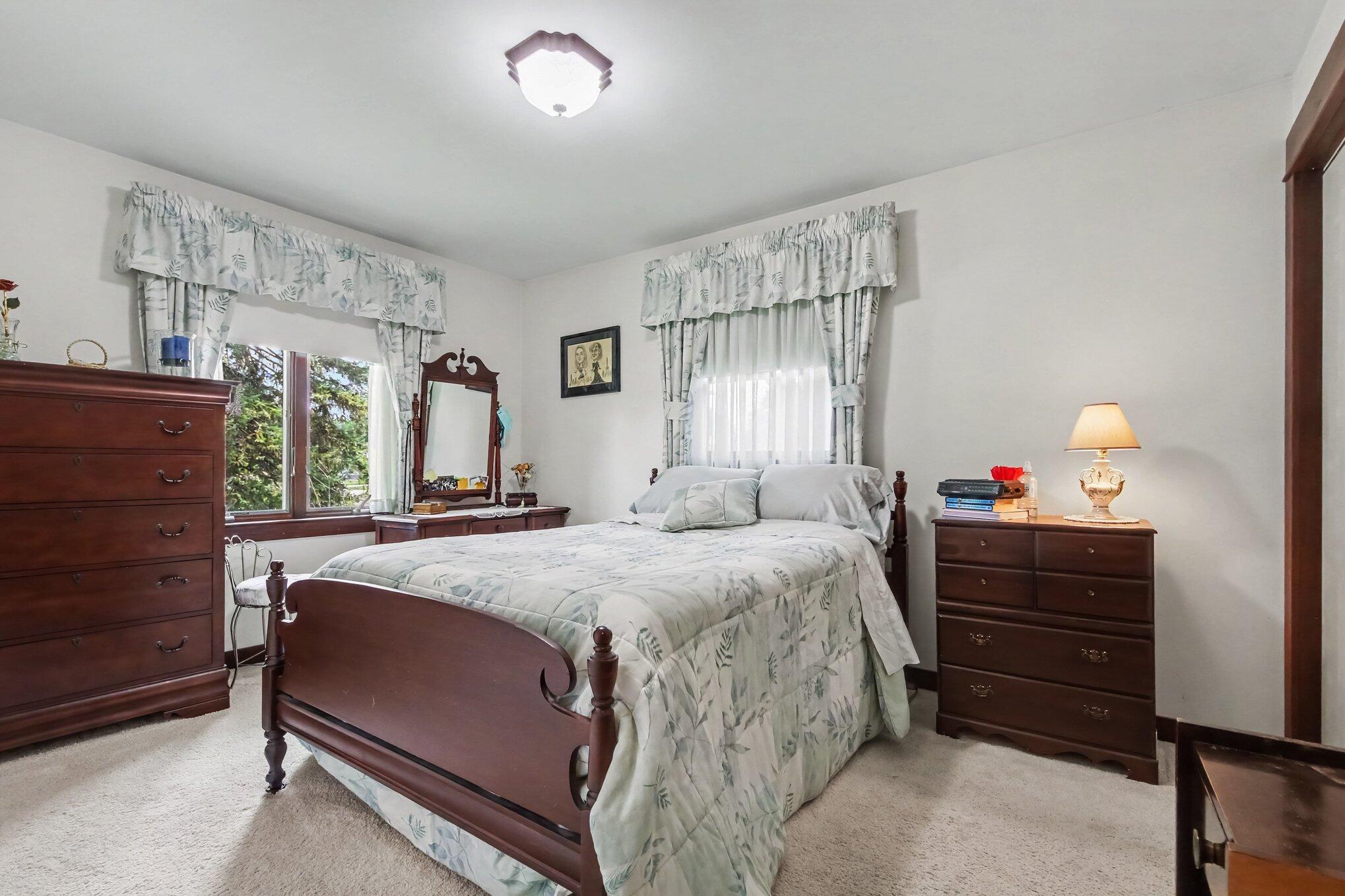 7309 Roselane Avenue Property Photo 12