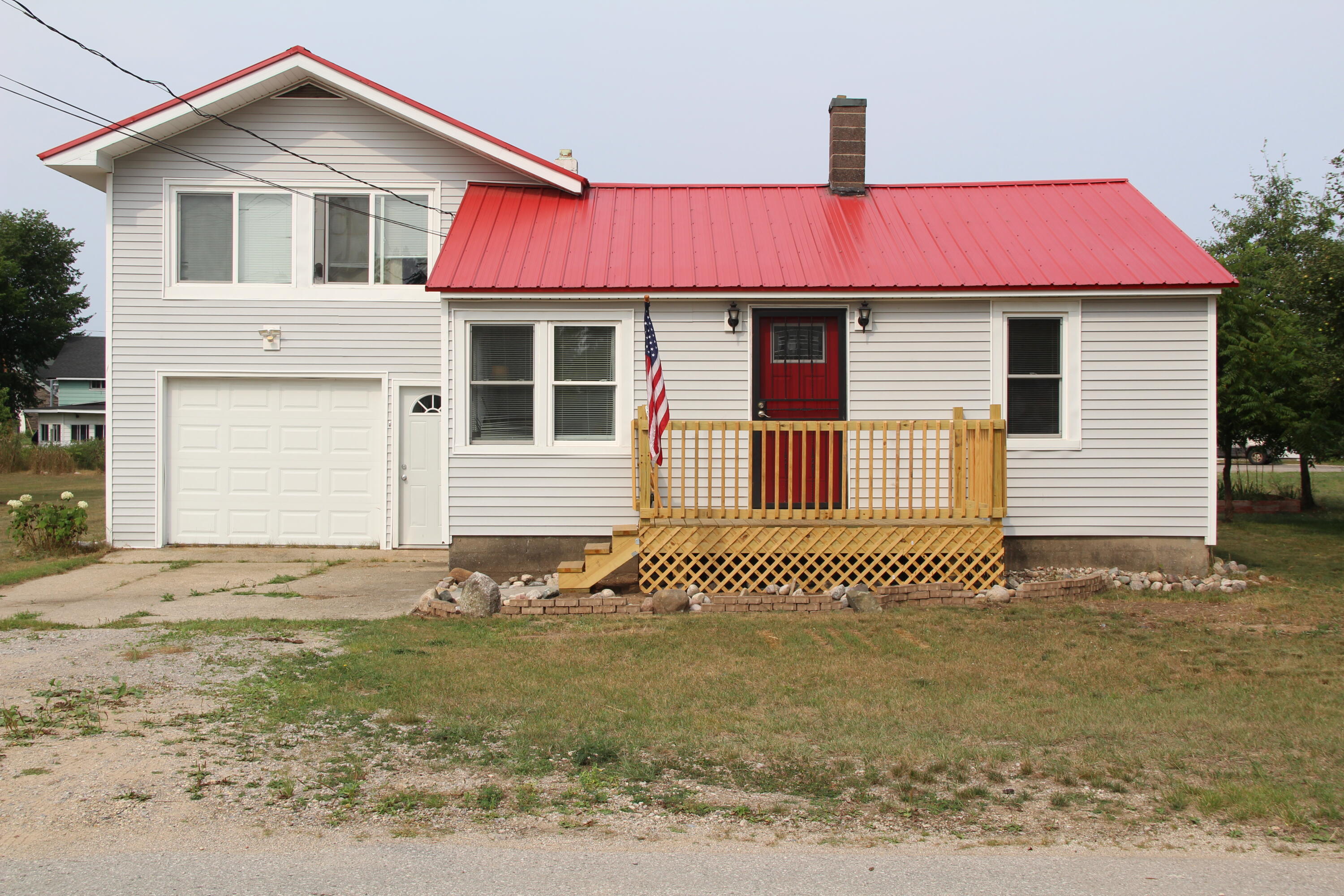 1065 Cedar Street Property Photo 1