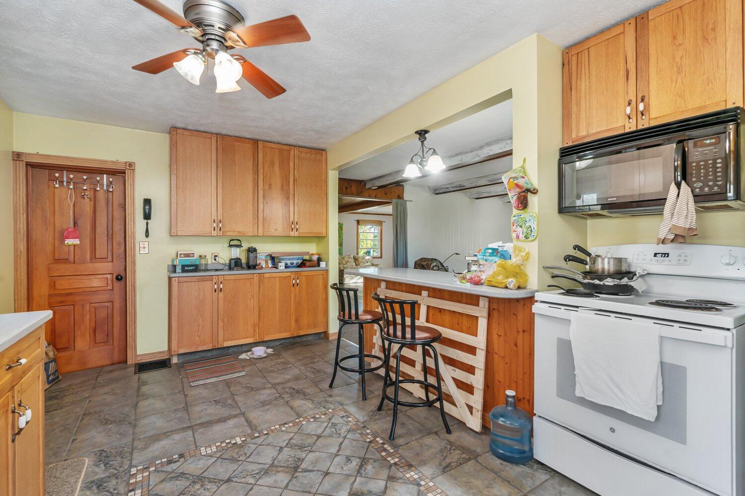 9031 Adams Road Property Photo 4