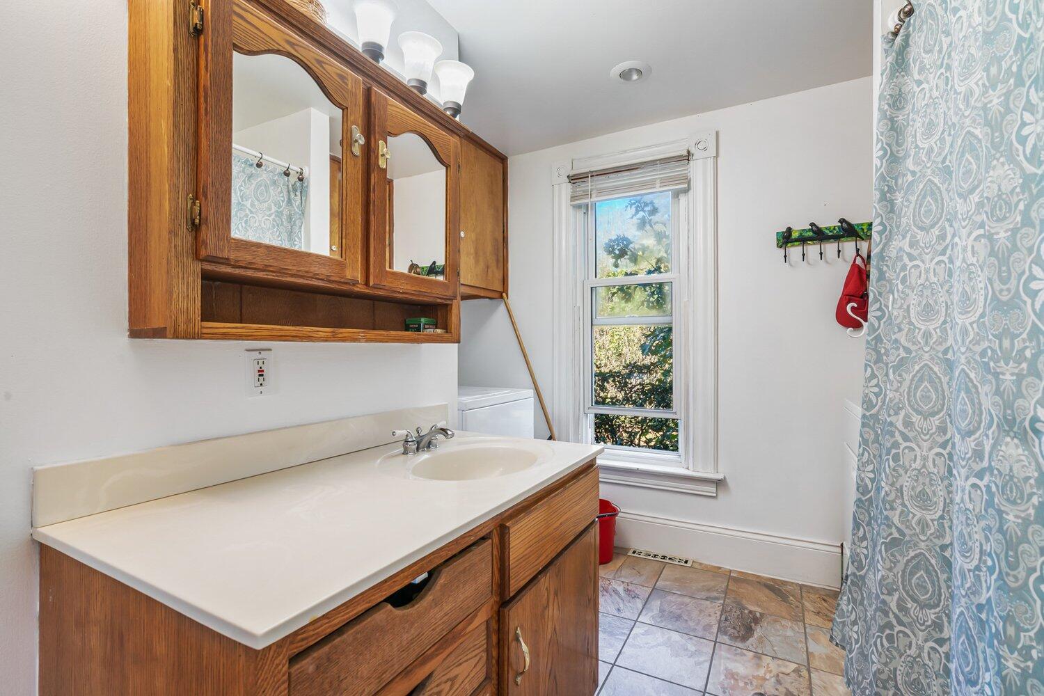 9031 Adams Road Property Photo 10