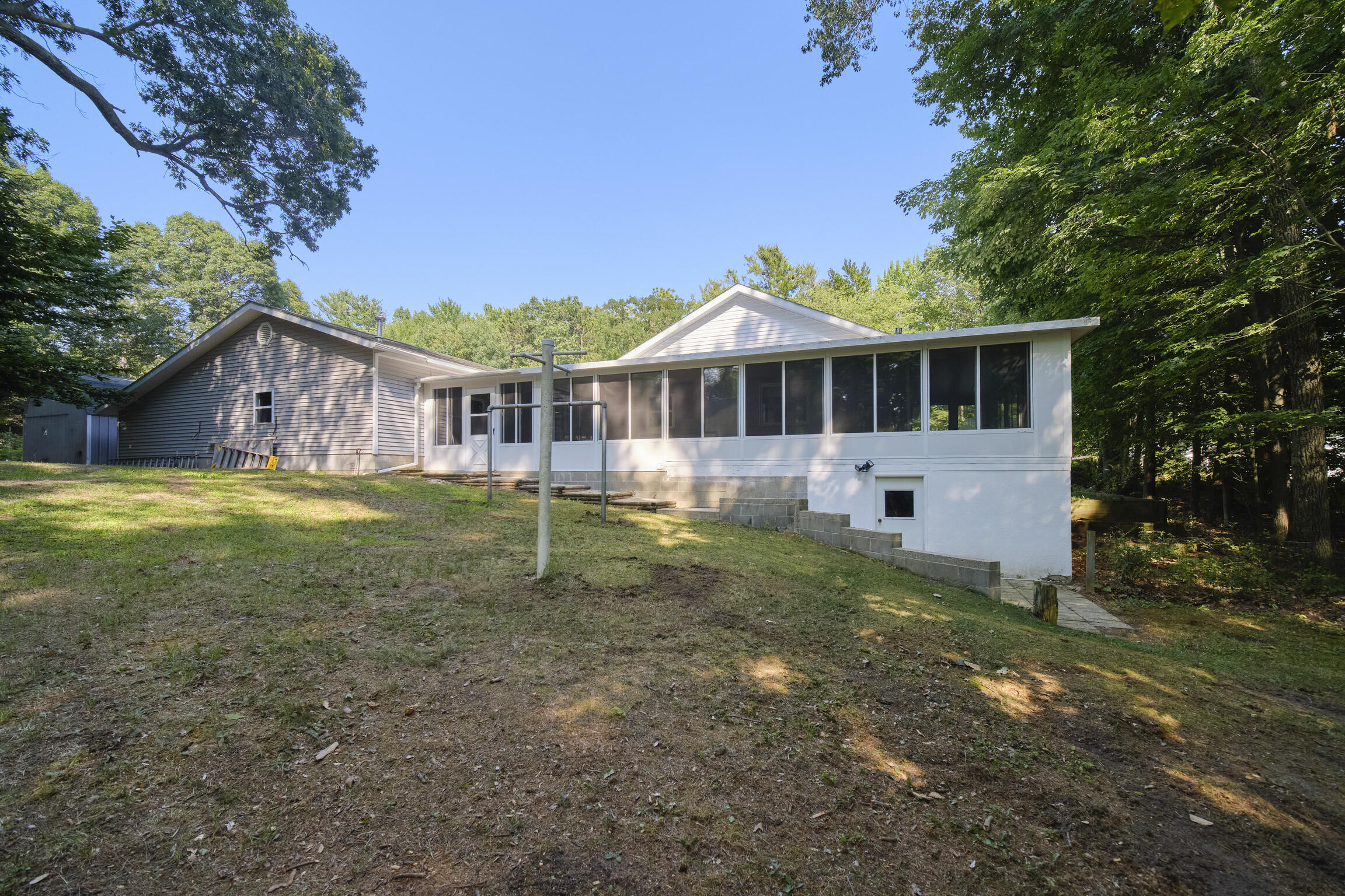 3423 Balsam Avenue Property Photo 42