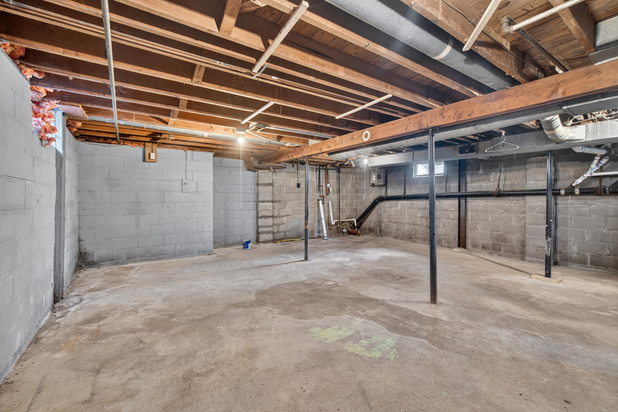 135 E Mansion Property Photo 7