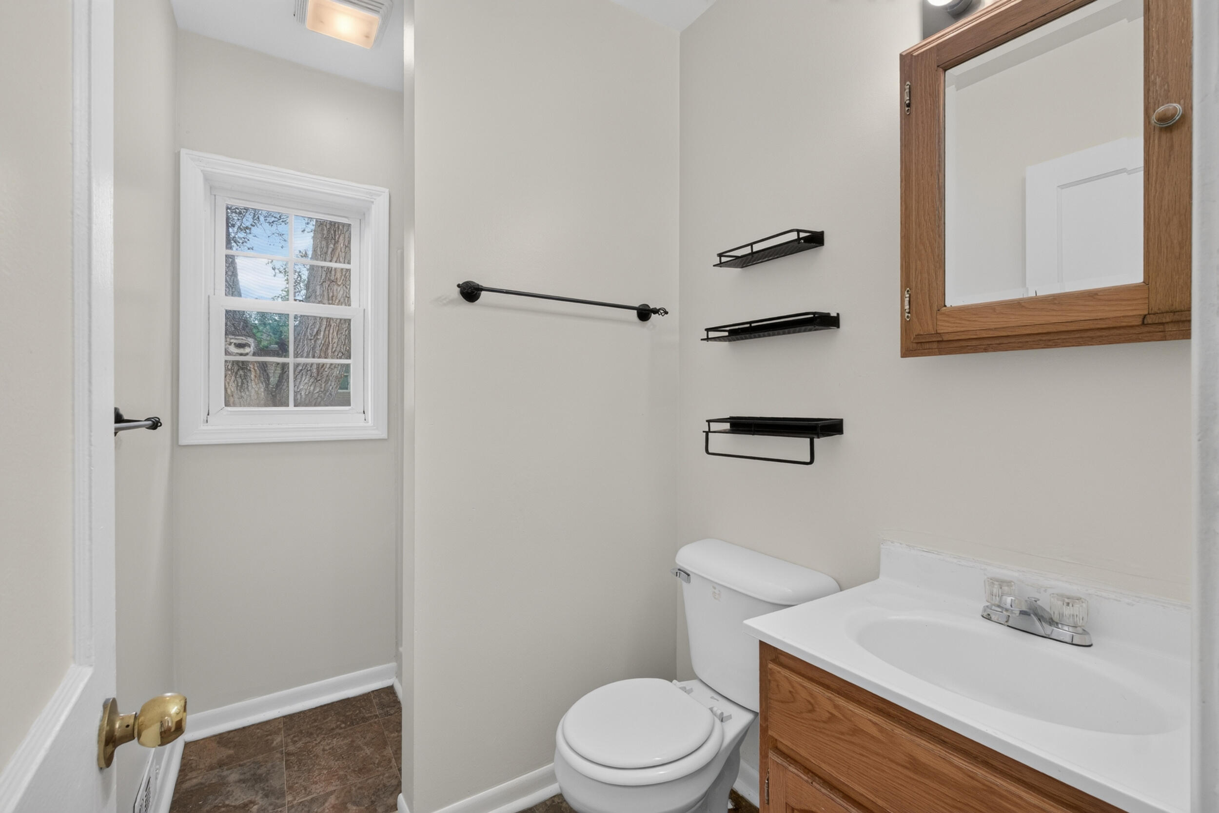 135 E Mansion Property Photo 30