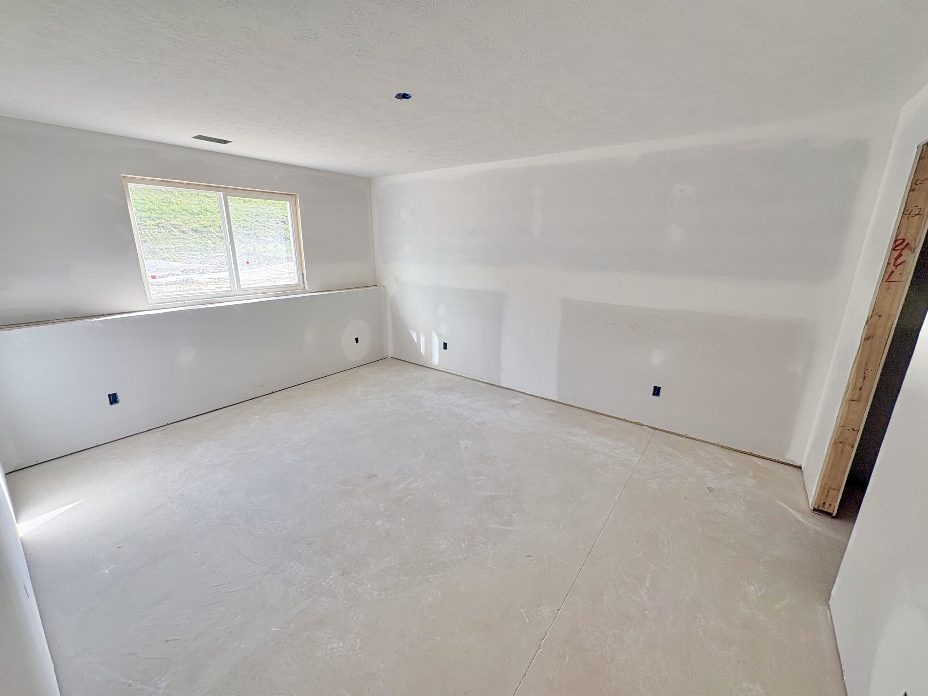 8332 Kettle Oak Drive Se Property Photo 13