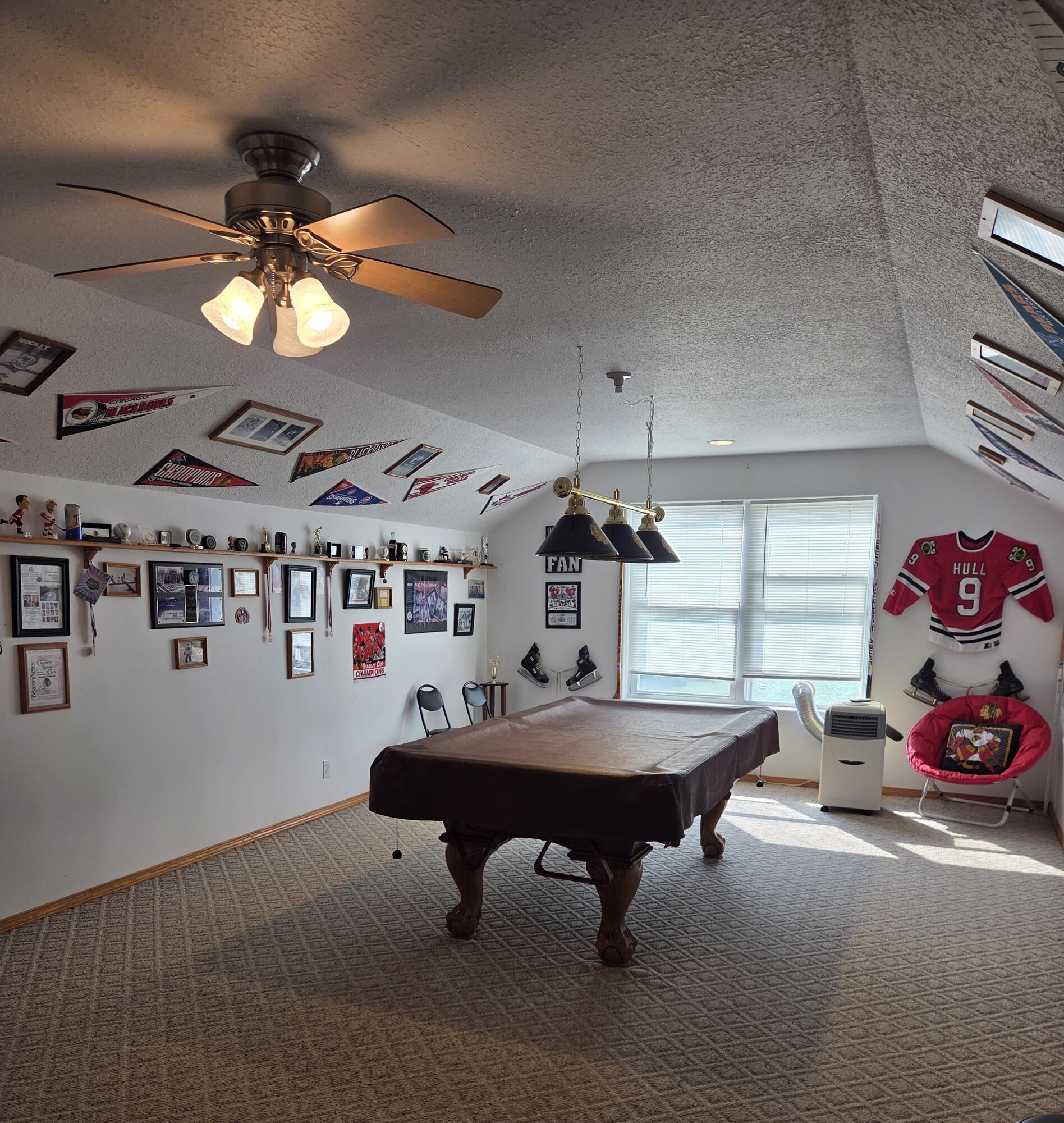 1106 S Bundy Drive Property Photo 17