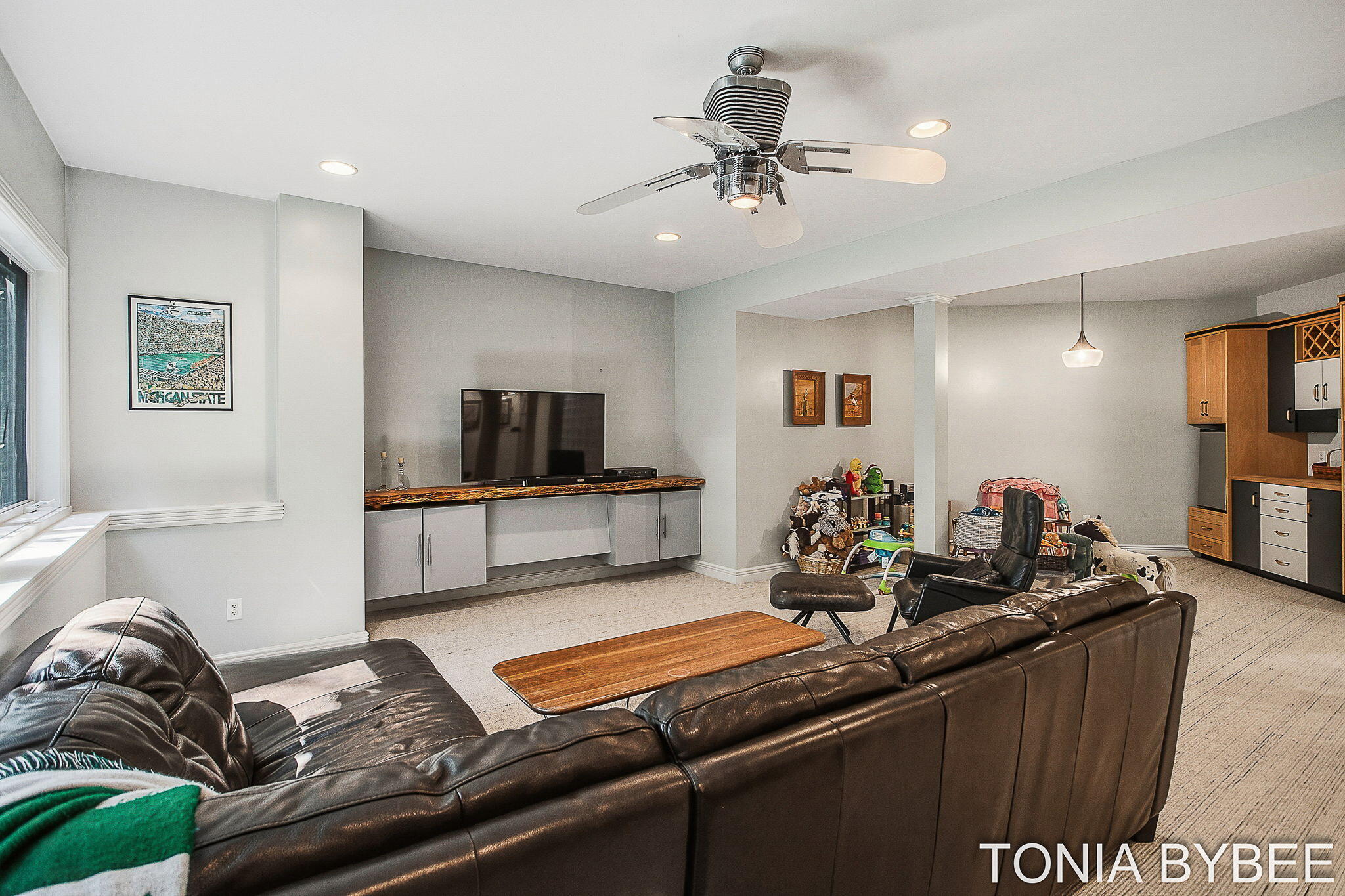 2302 Timberlee Drive Property Photo 15