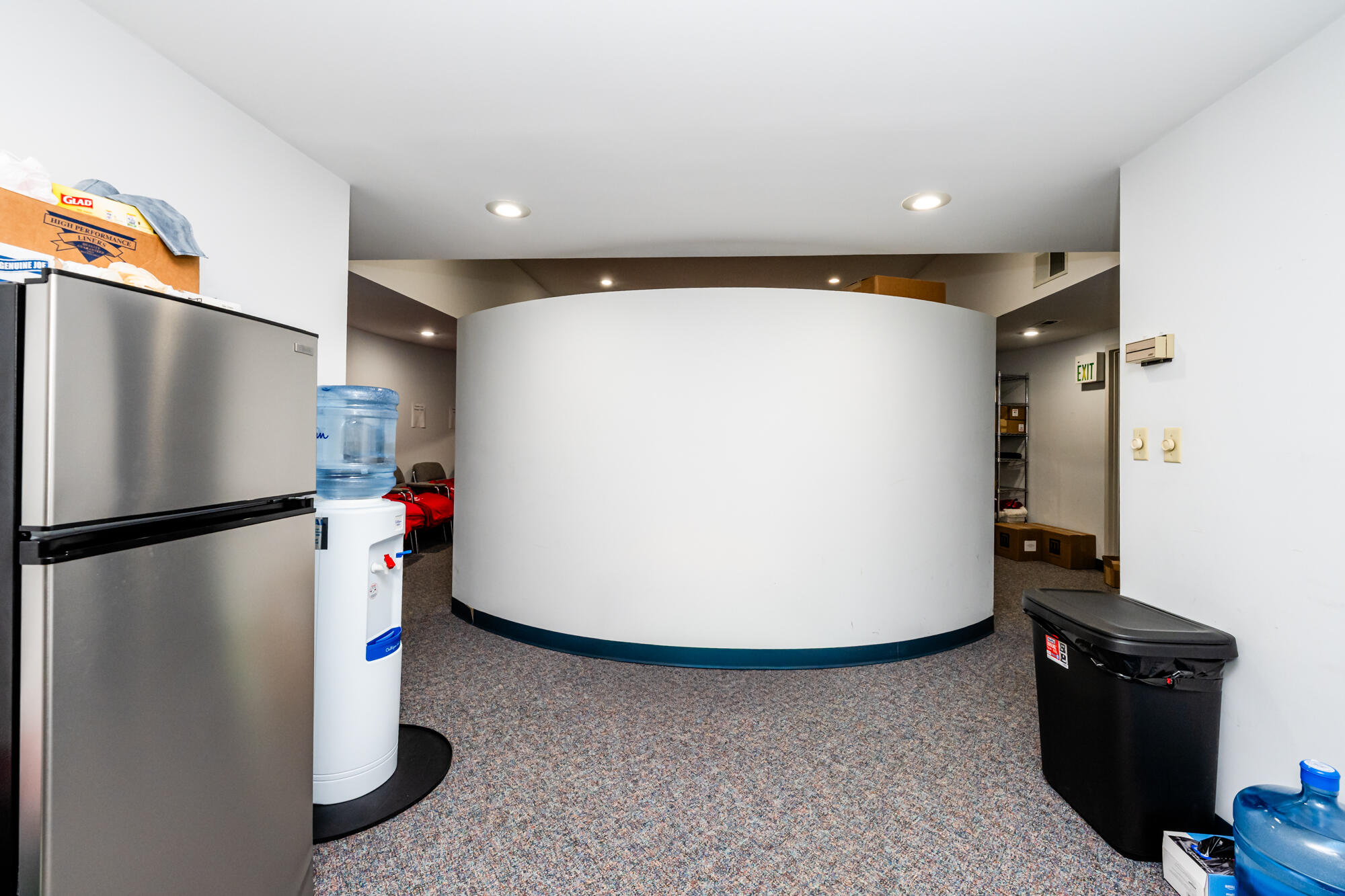 2300 Pipestone Road Property Photo 12