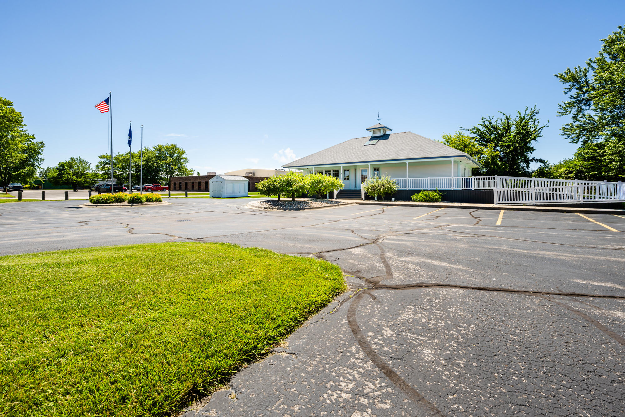 2300 Pipestone Road Property Photo 41