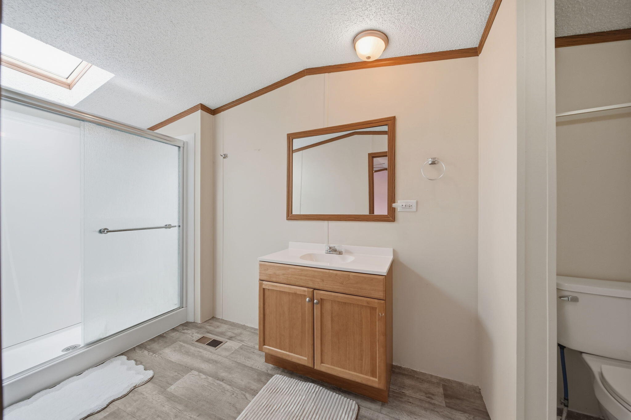 181 Newbury Property Photo 14
