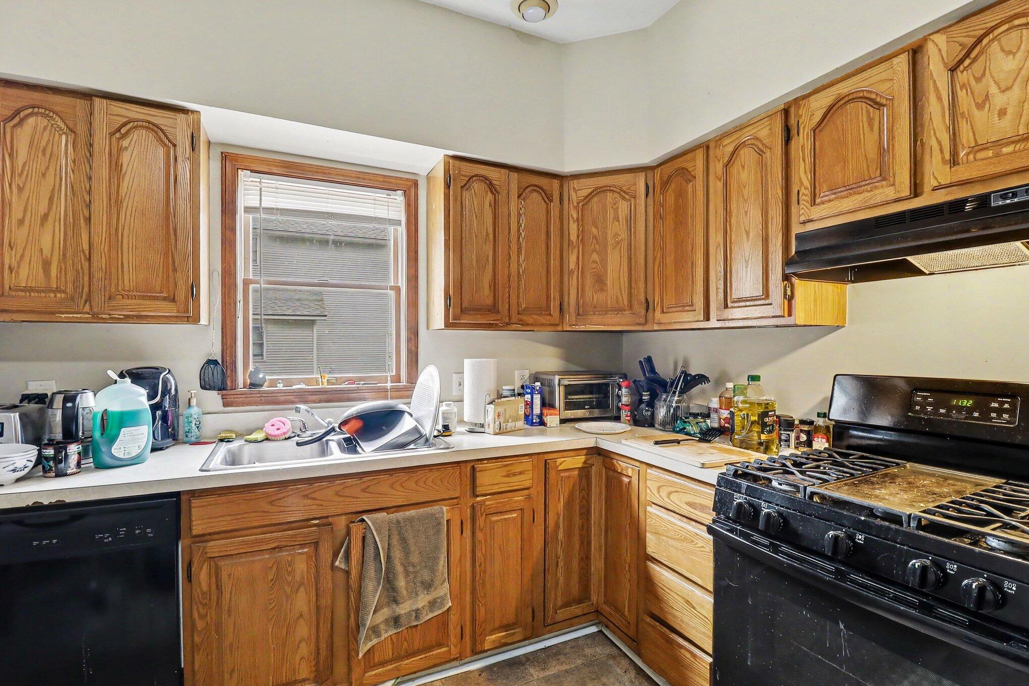 124 N Summit Street Property Photo 6