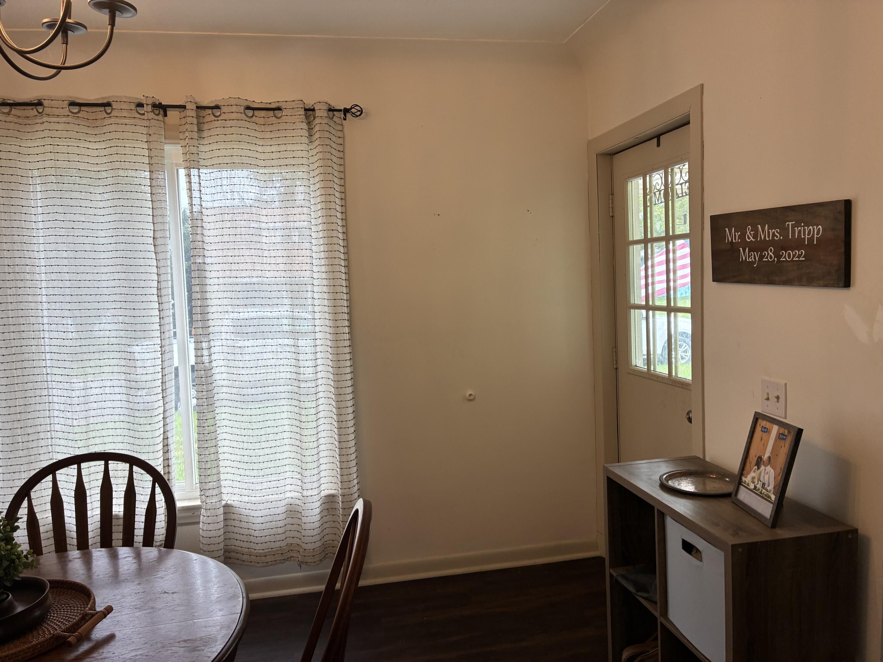 109 E Isabelle Street Property Photo 4