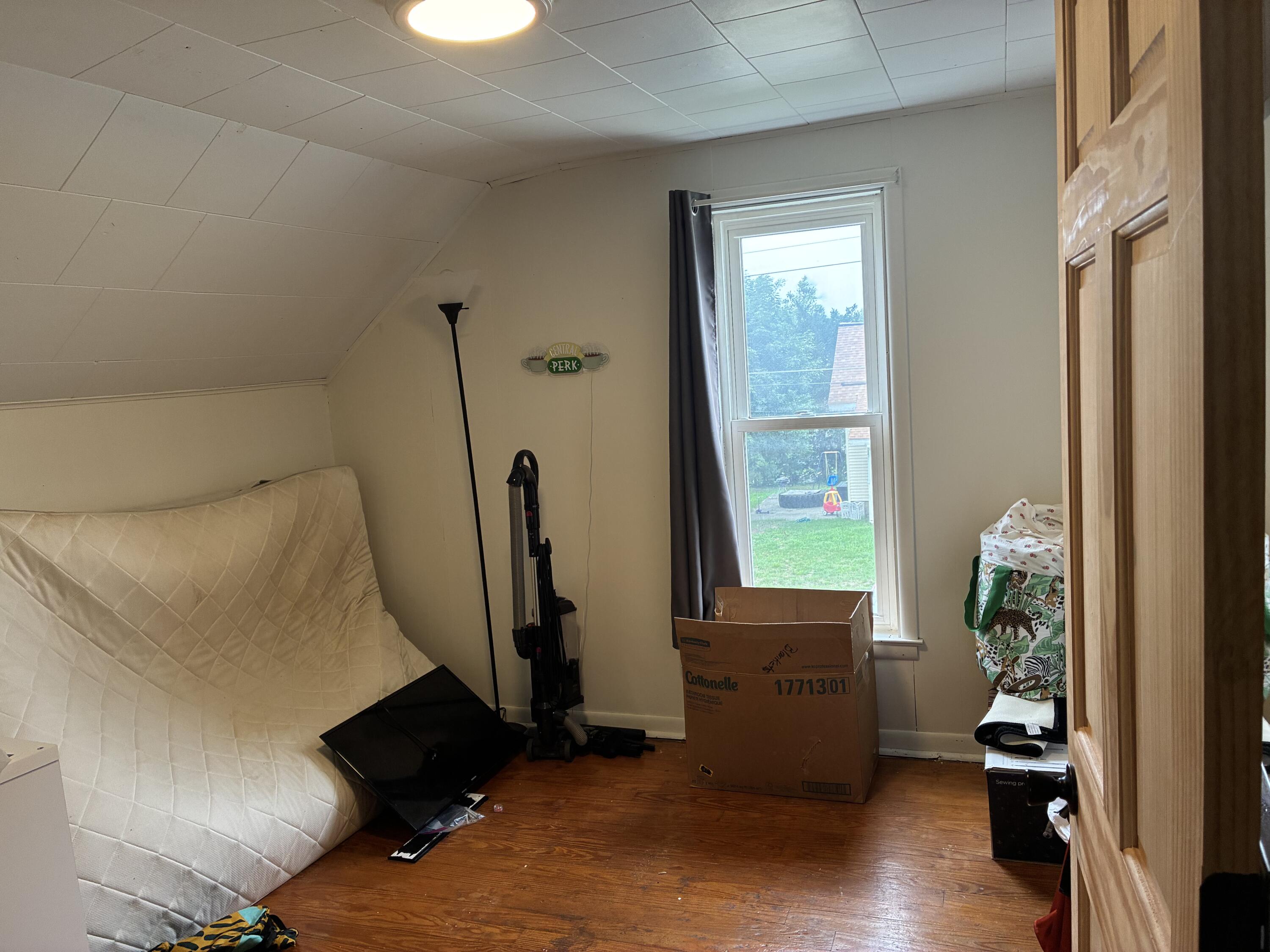 109 E Isabelle Street Property Photo 18