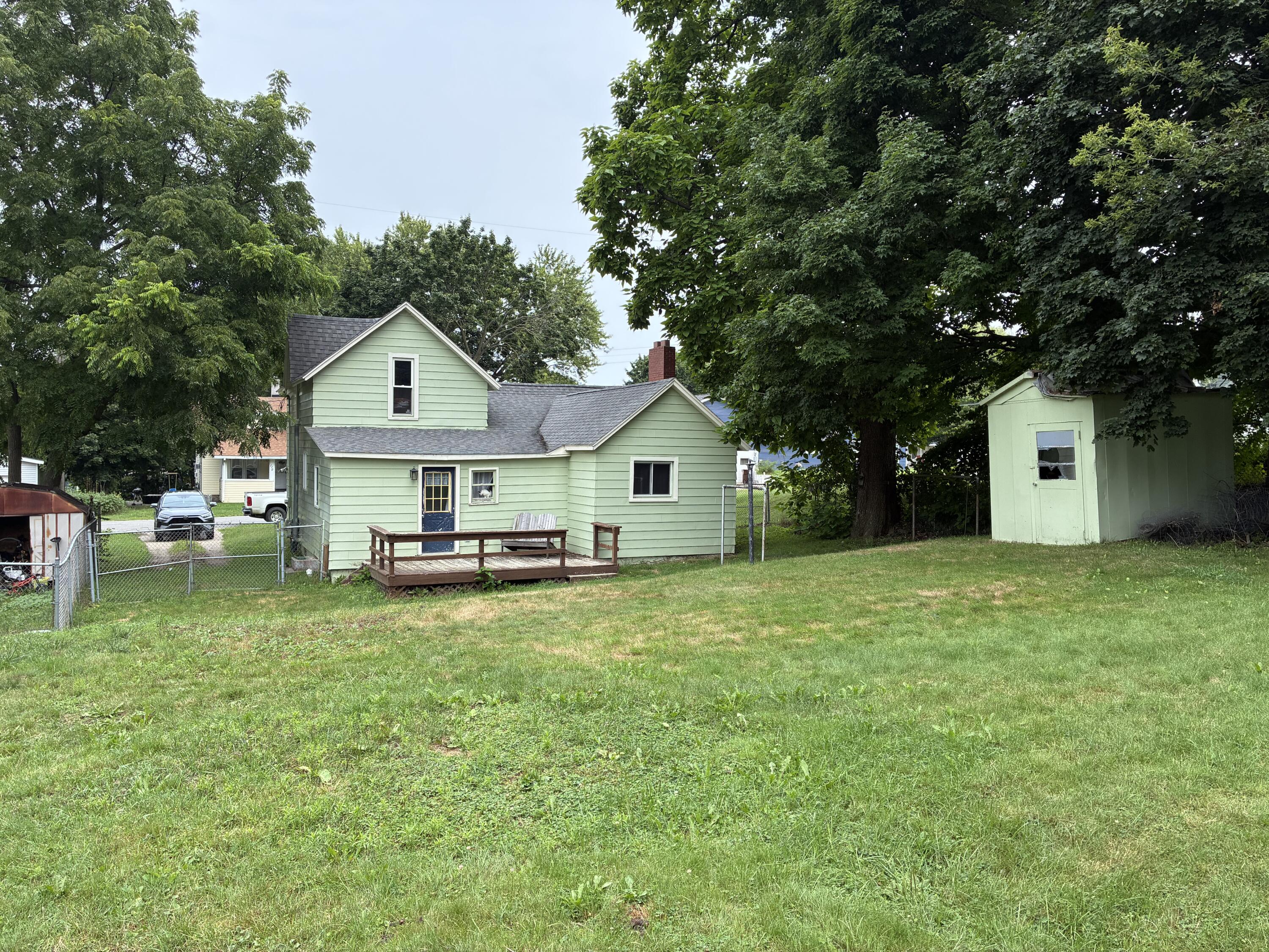 109 E Isabelle Street Property Photo 23