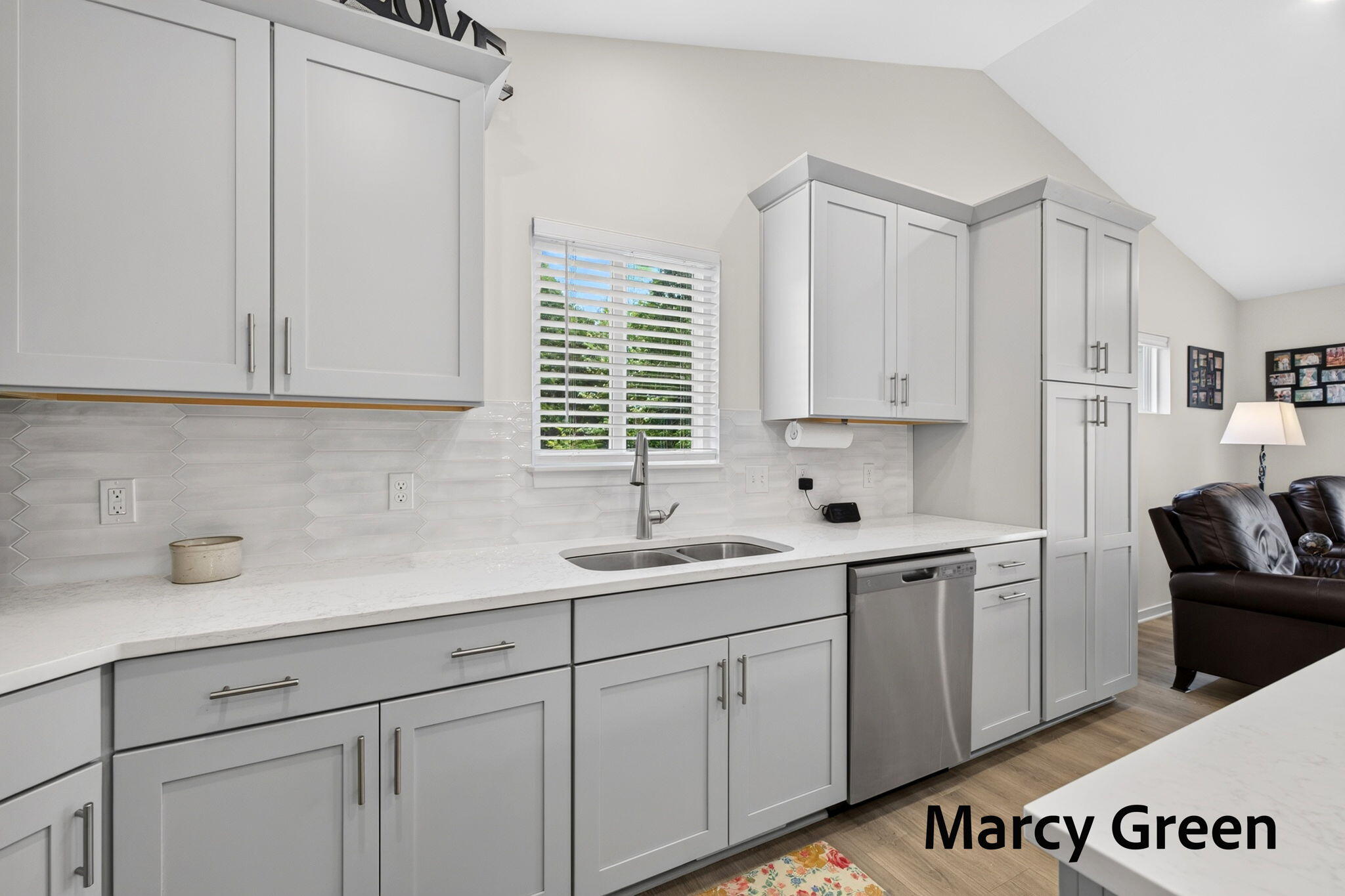 15080 Kingfisher Way Property Photo 13