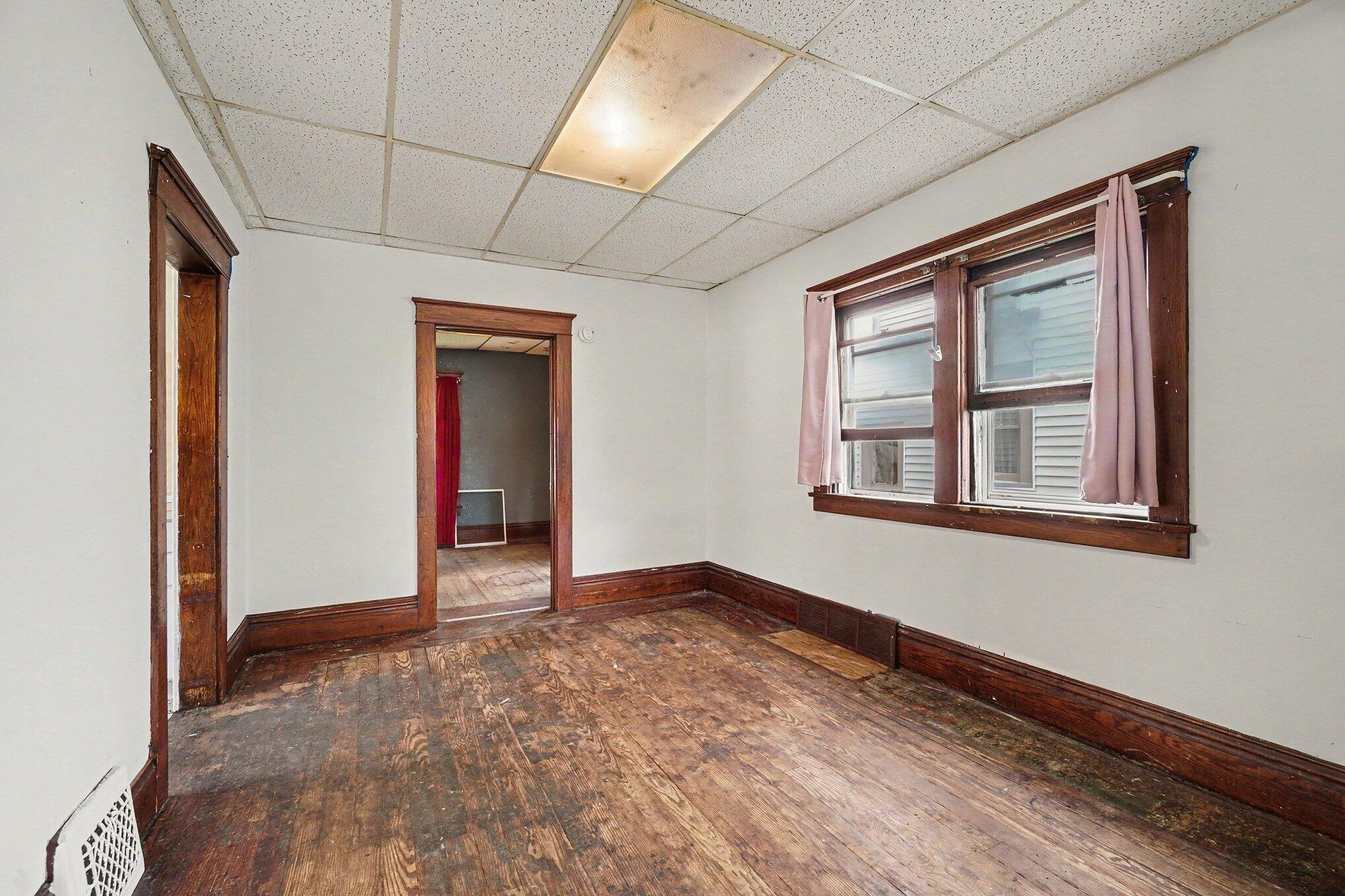 20 Summer Street Property Photo 5