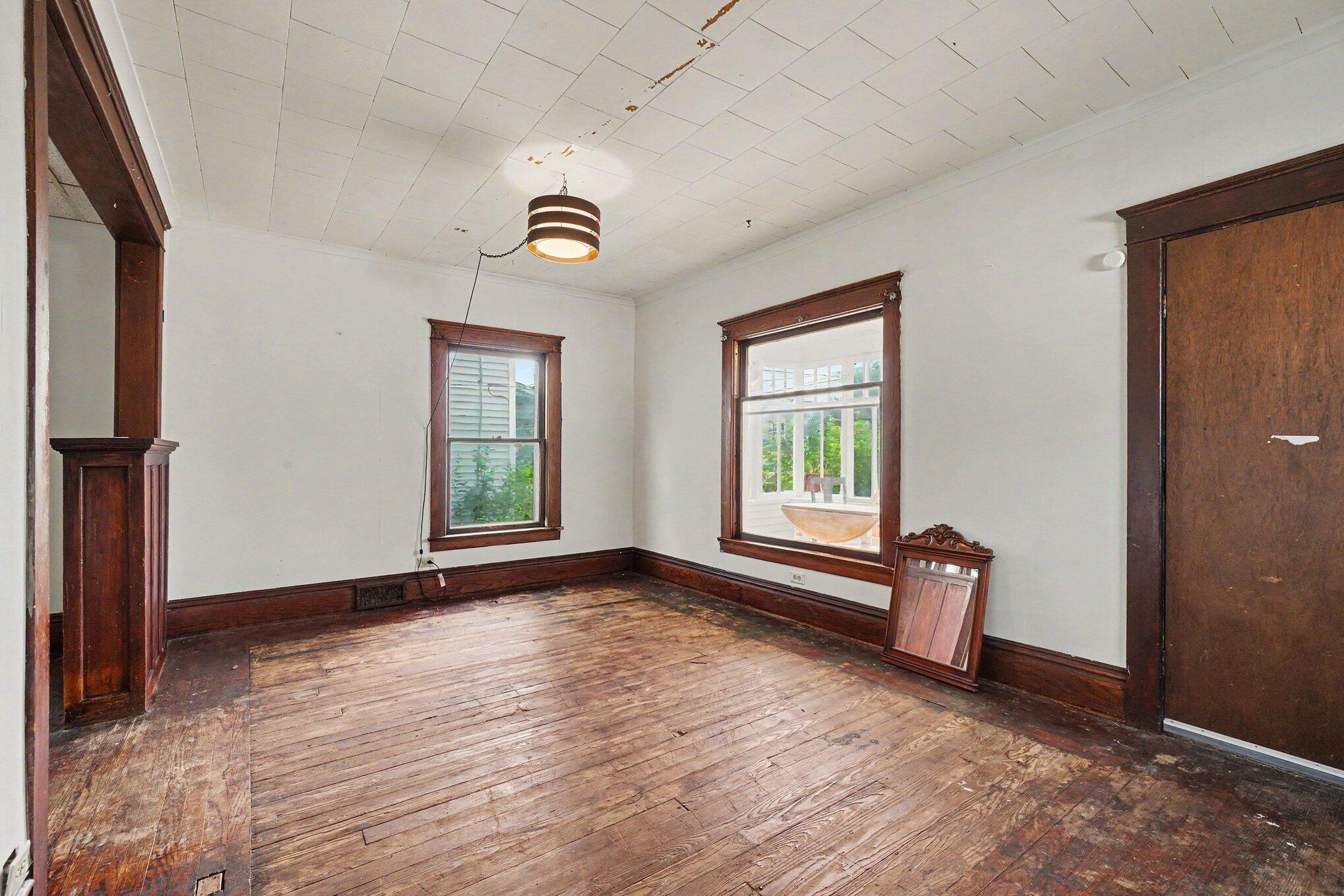 20 Summer Street Property Photo 6