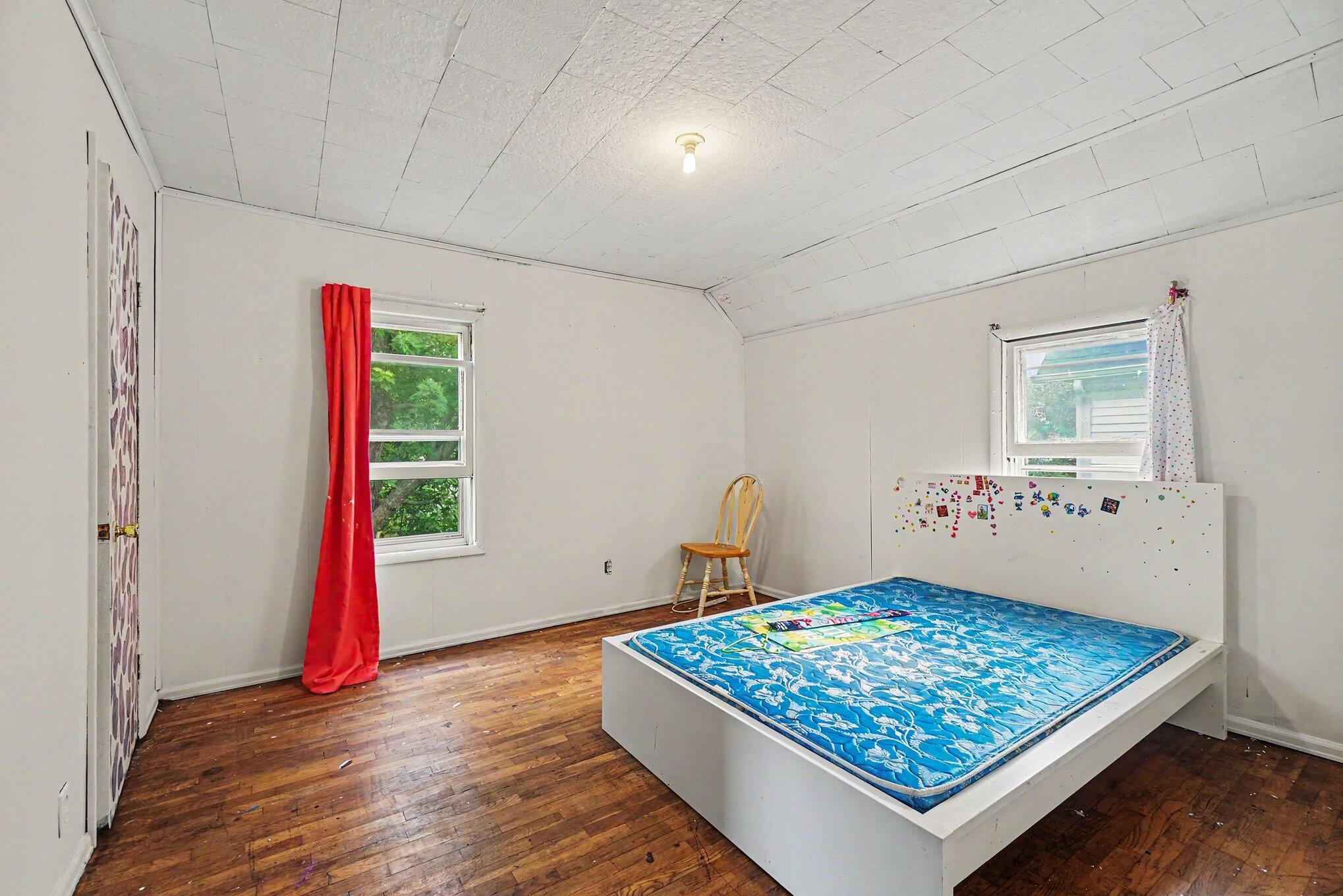 20 Summer Street Property Photo 11