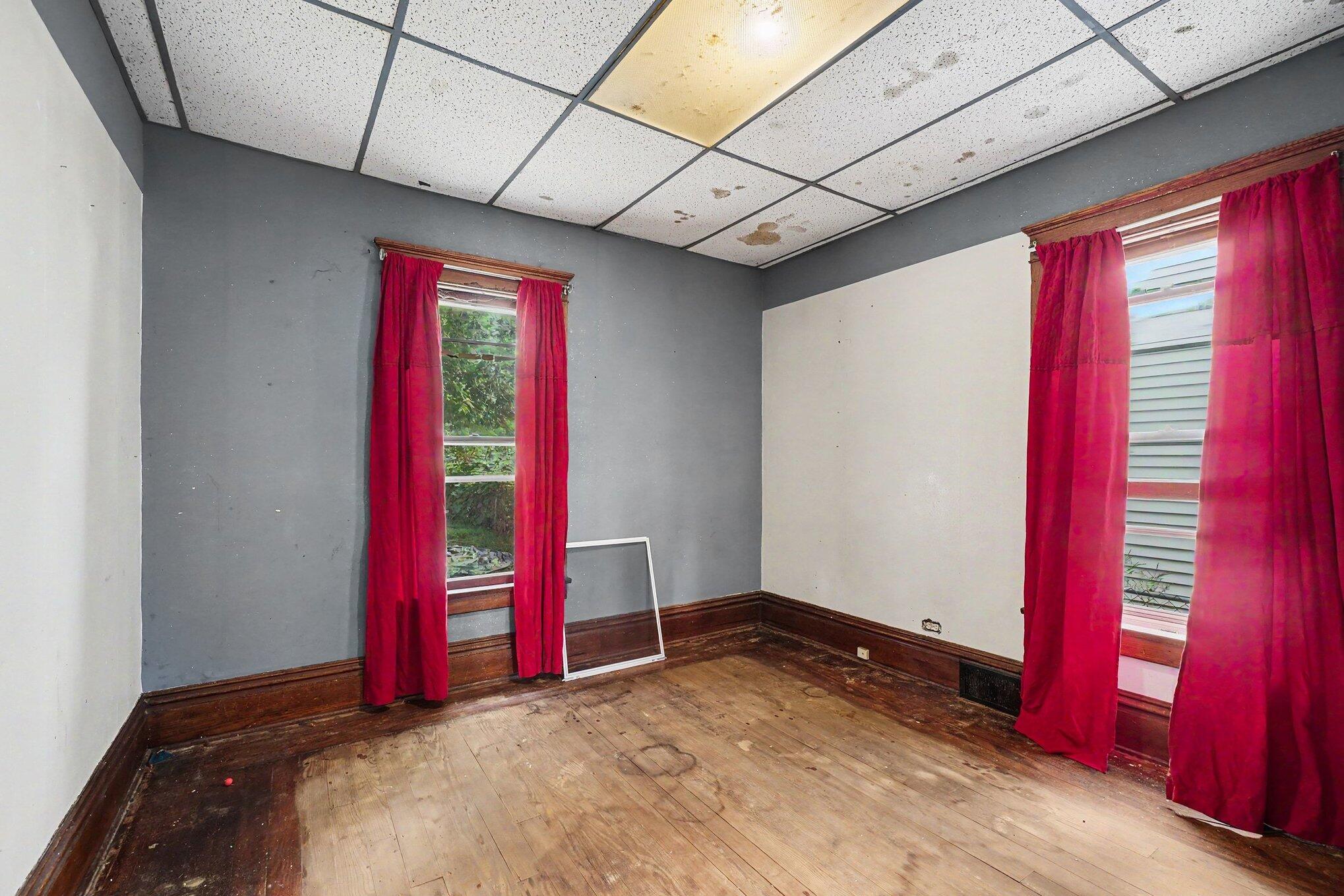20 Summer Street Property Photo 13