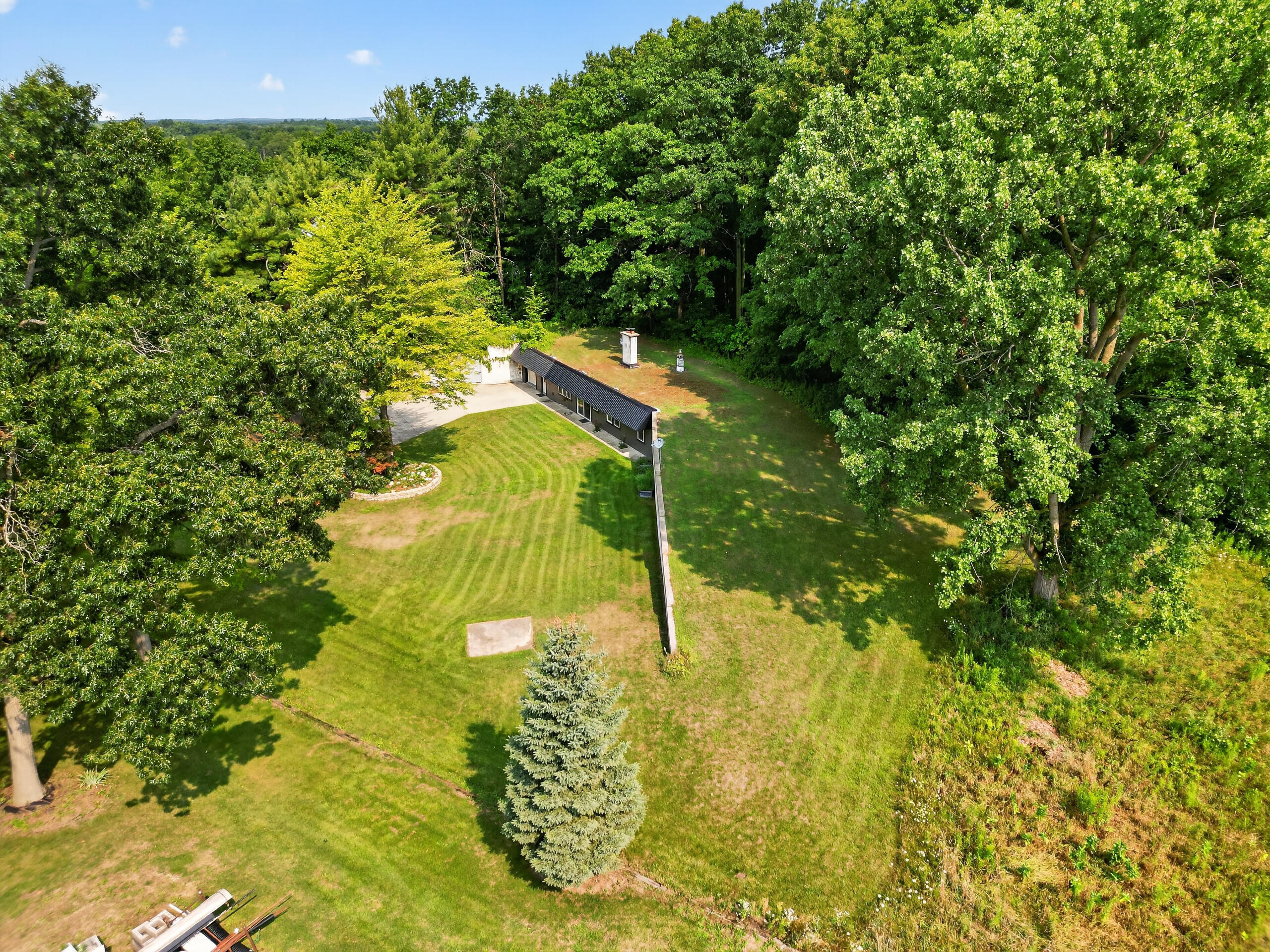 1166 N Long Road Property Photo 8