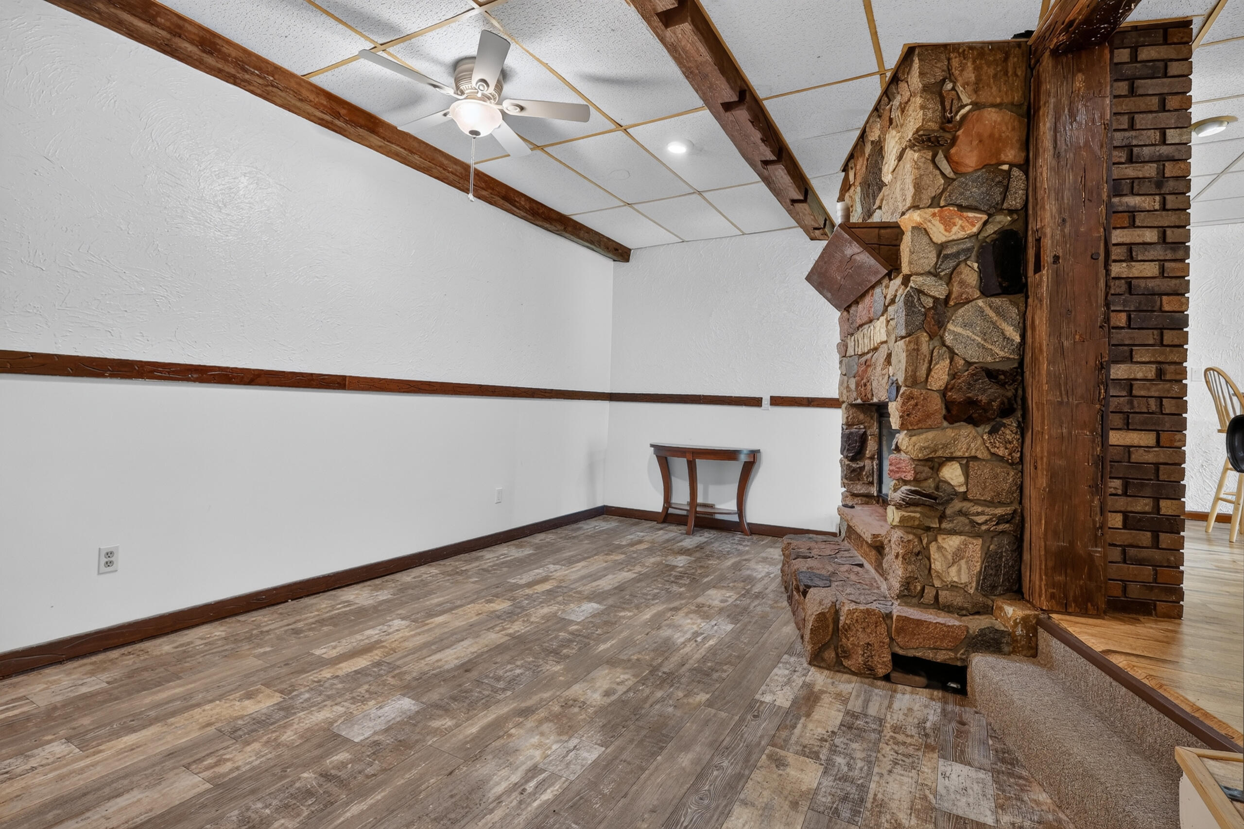 1166 N Long Road Property Photo 20