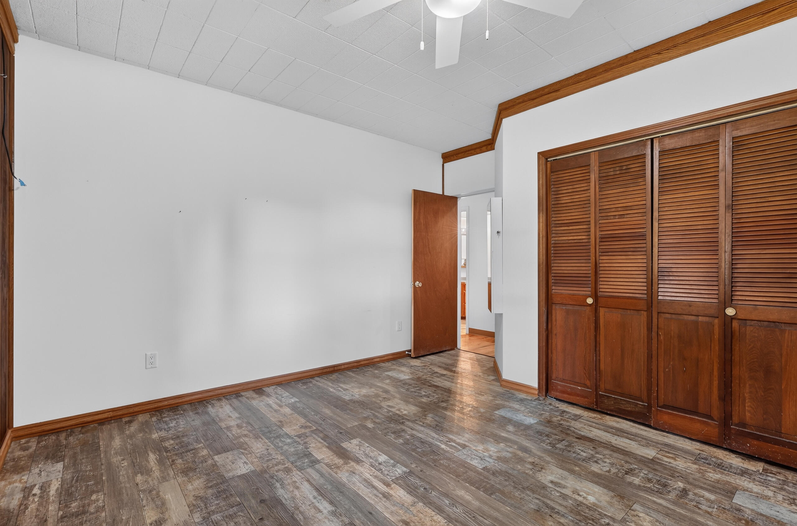 1166 N Long Road Property Photo 31