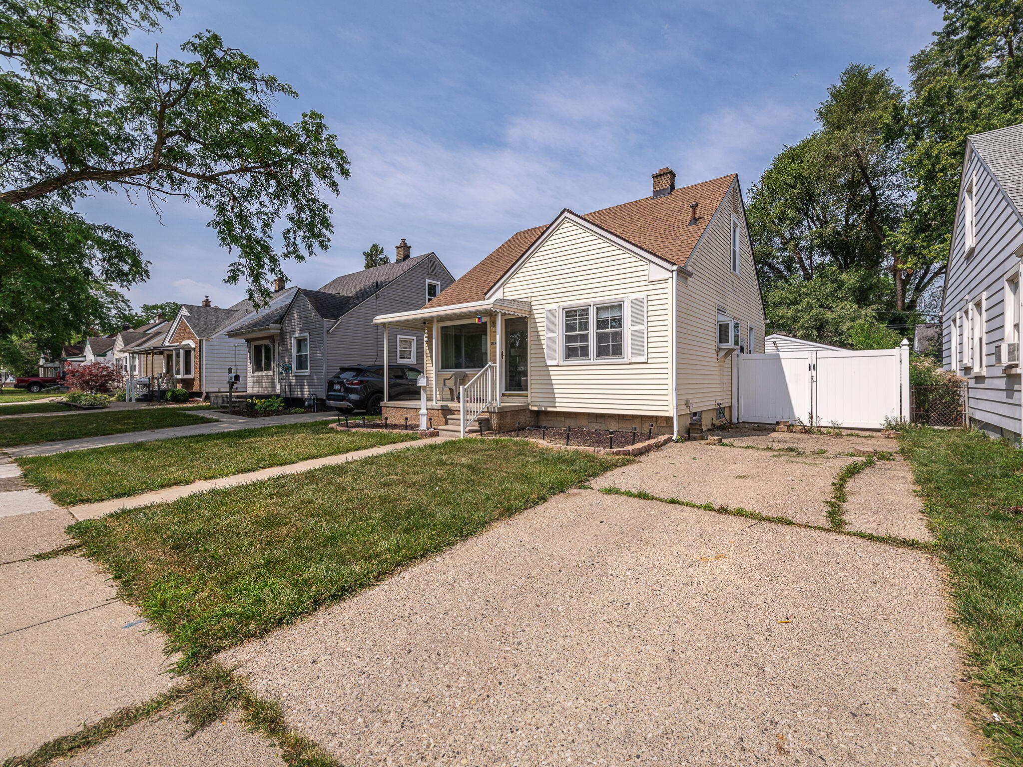214 Cleveland Street Property Photo 23