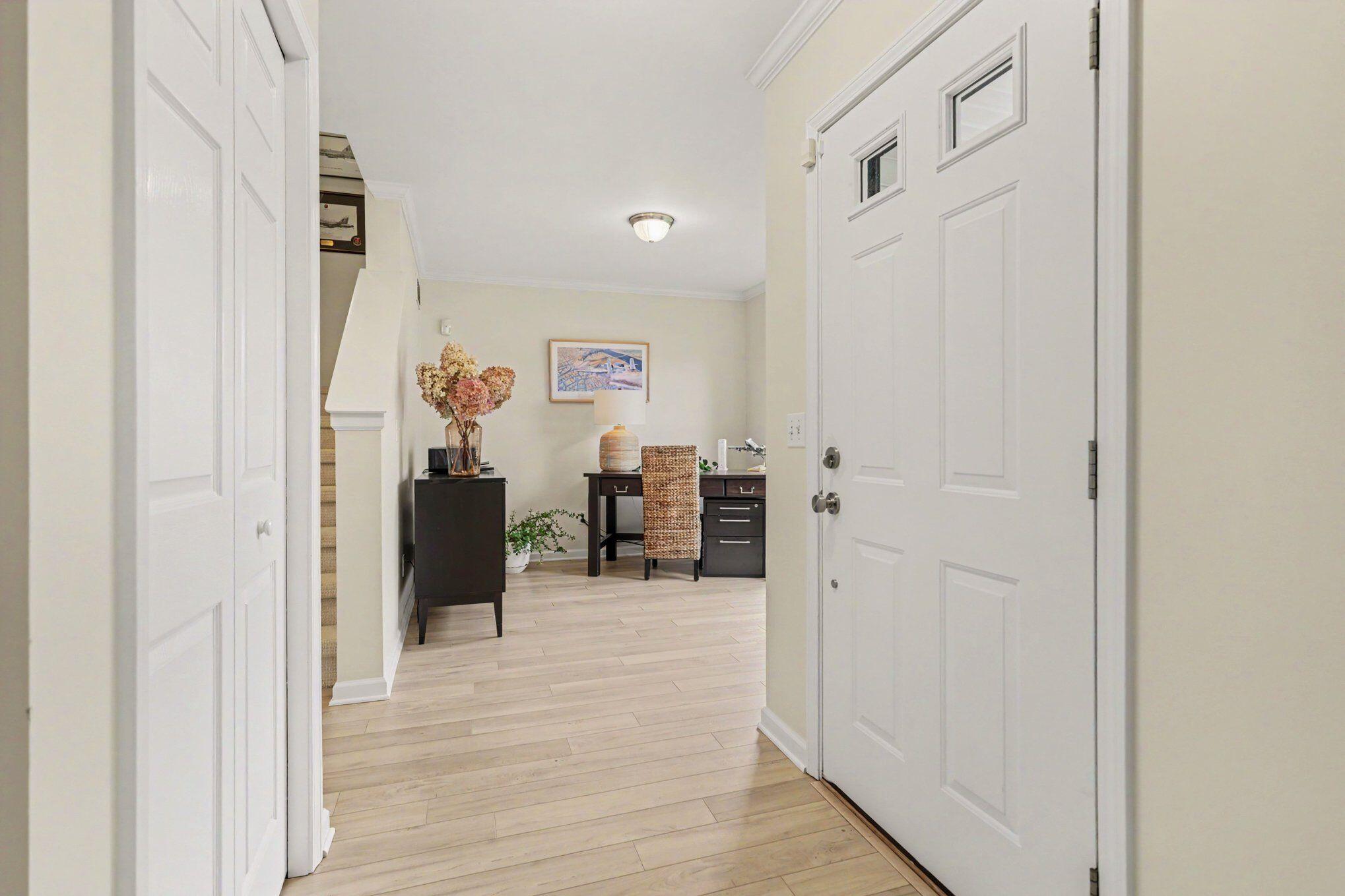 6103 Wheatlands Avenue Property Photo 5