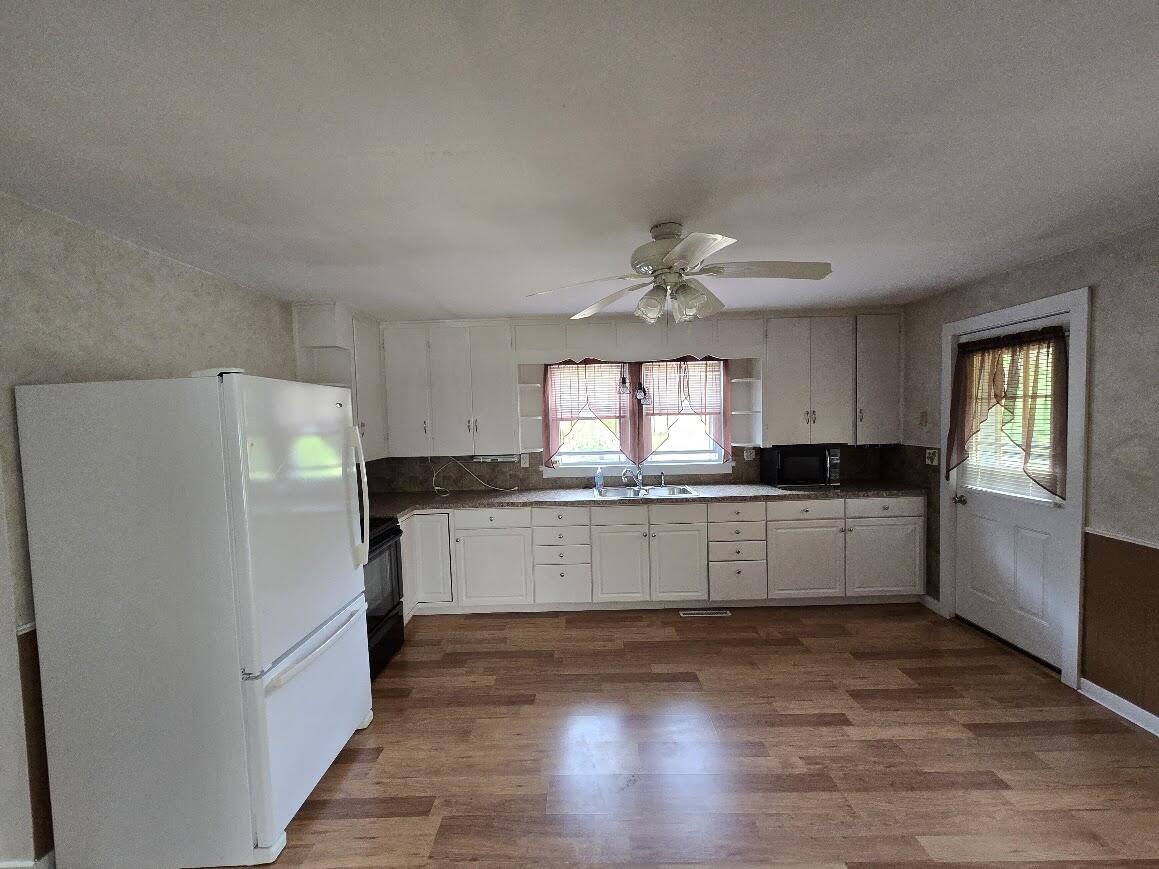 10702 Cutler Street Property Photo 5