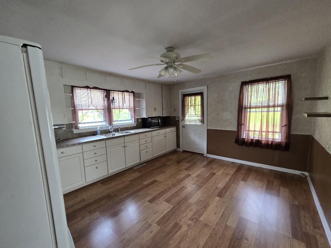 10702 Cutler Street Property Photo 6