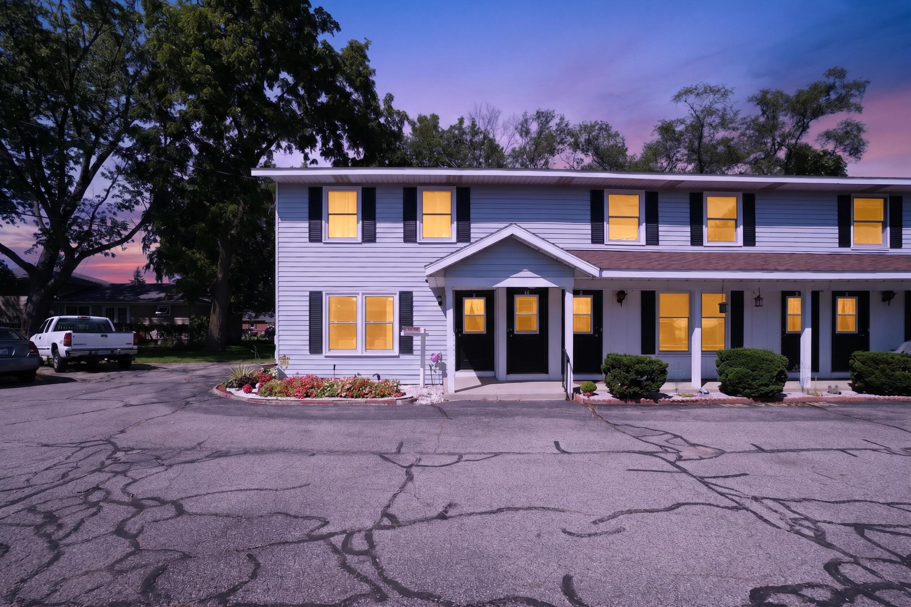 199 E 34th Street 5
