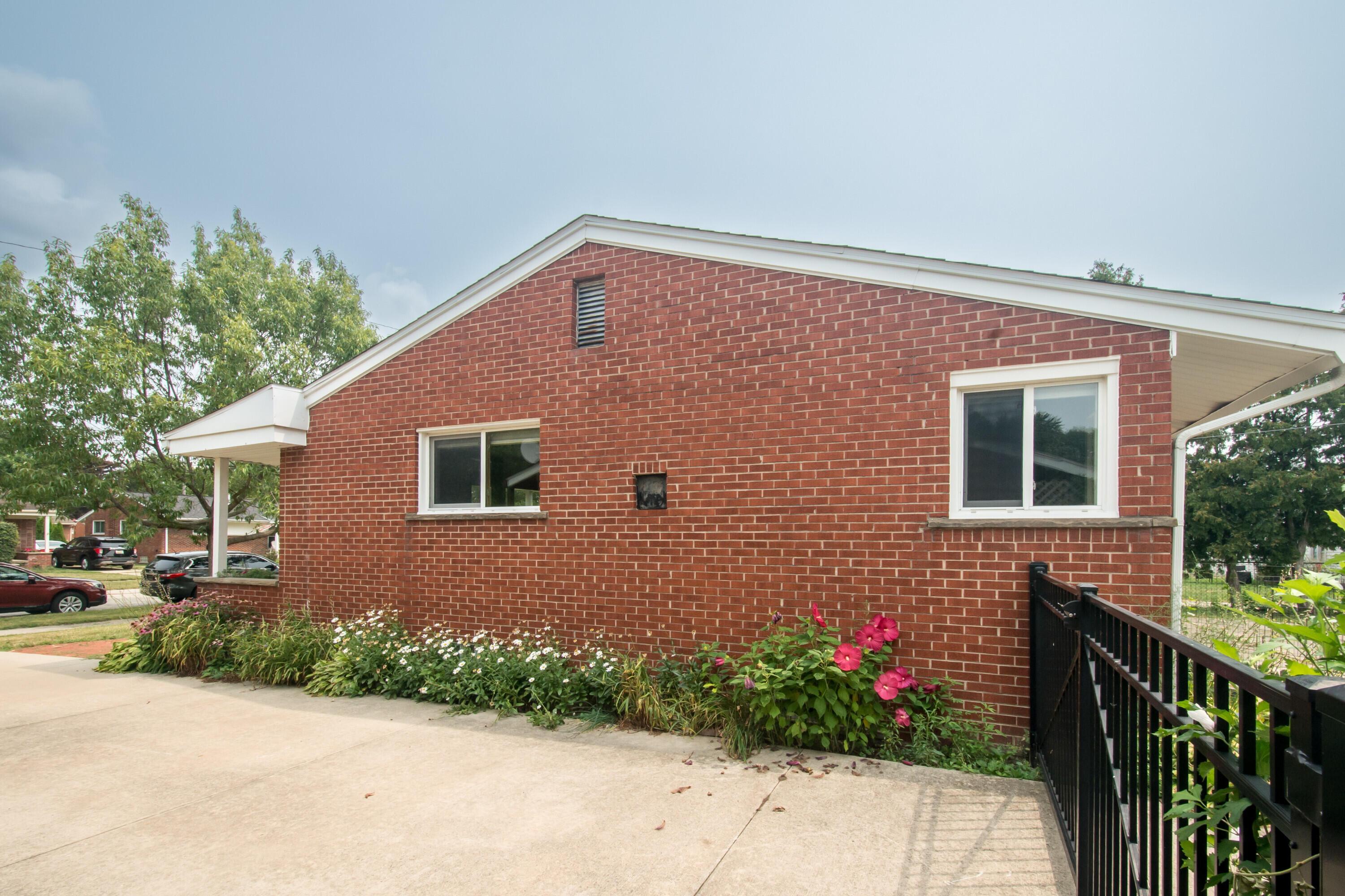 4642 Audubon Drive Property Photo 9