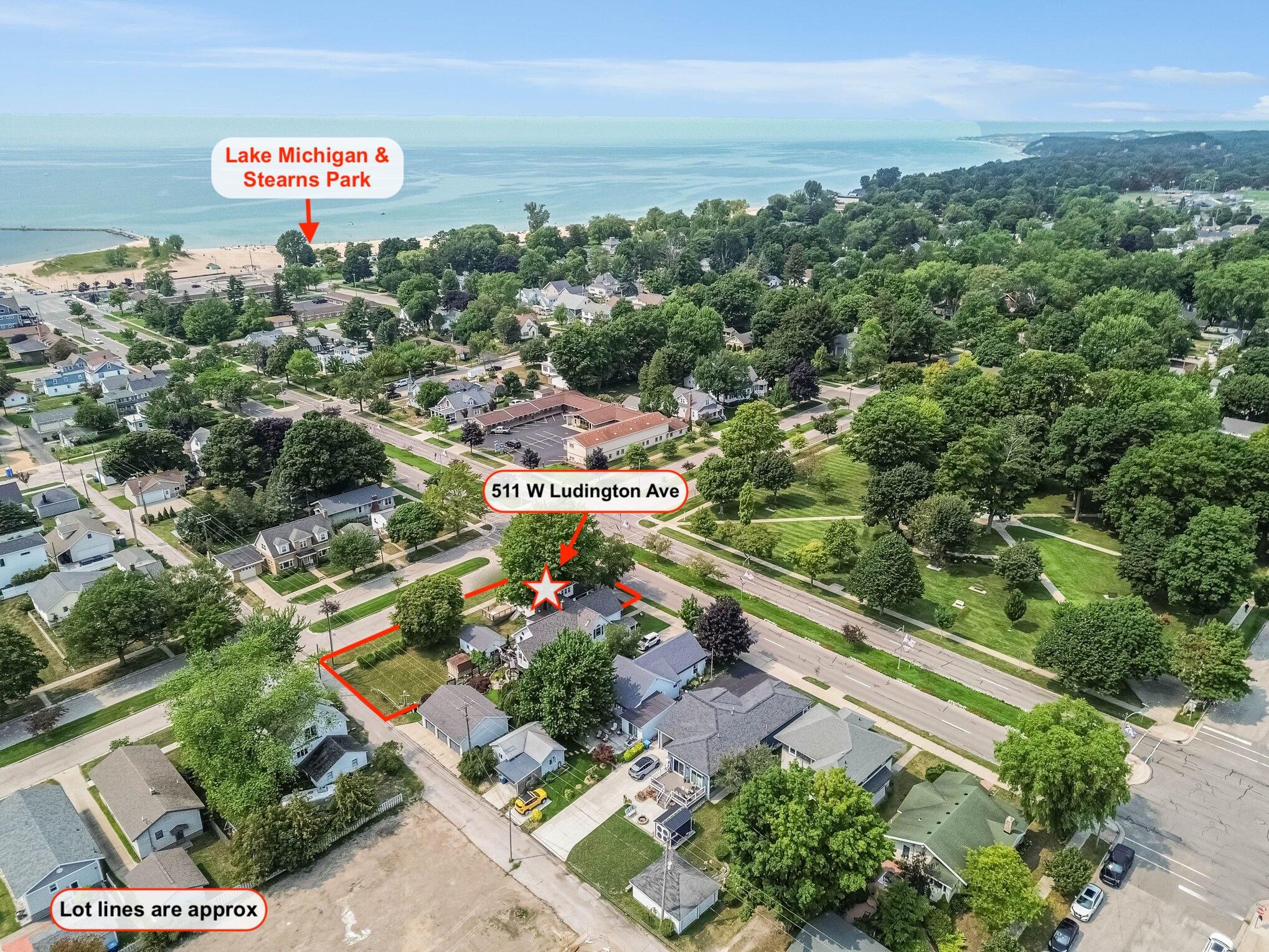 511 W Ludington Avenue Property Photo 8