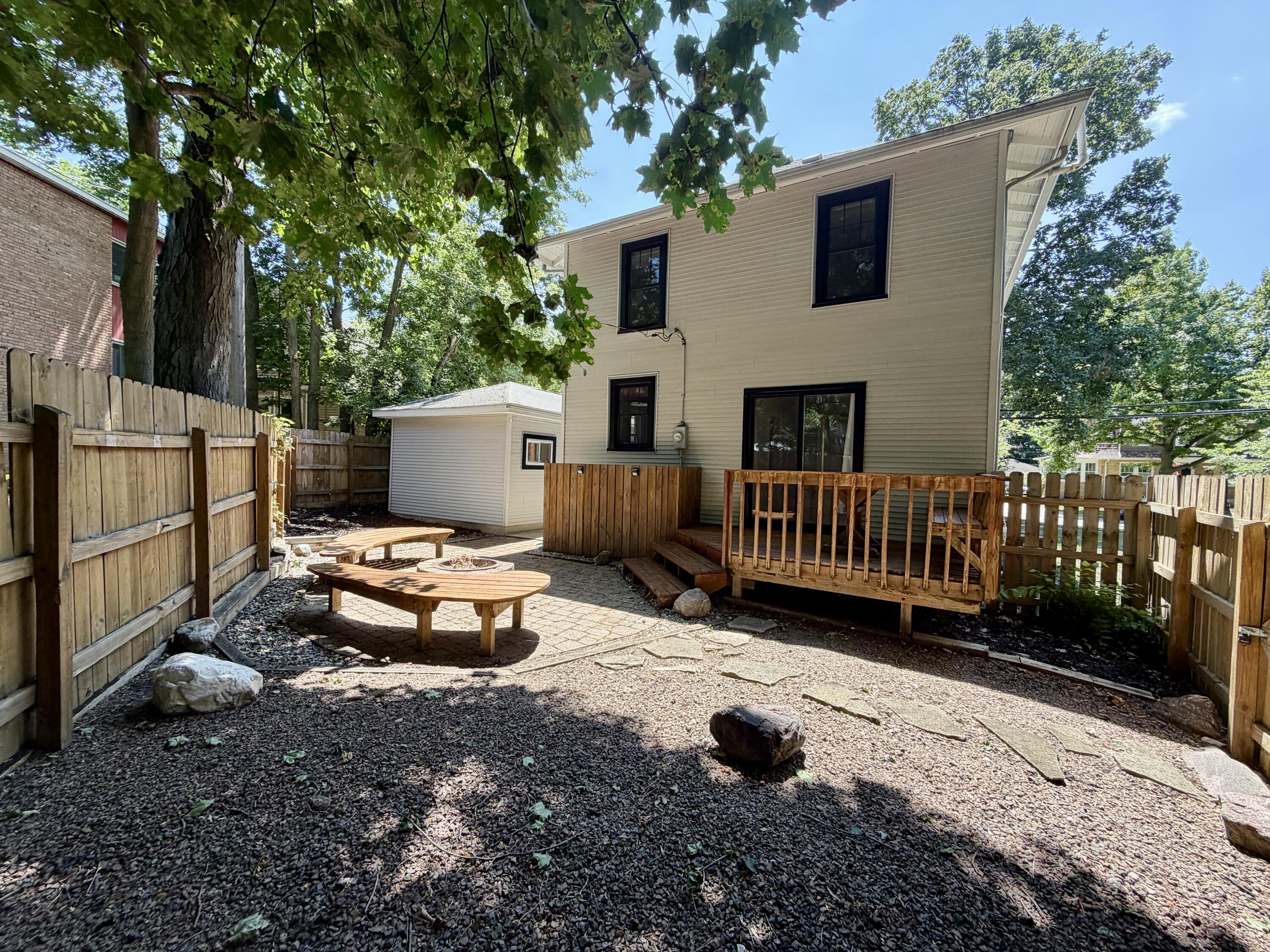 1201 Granger Avenue Property Photo 9