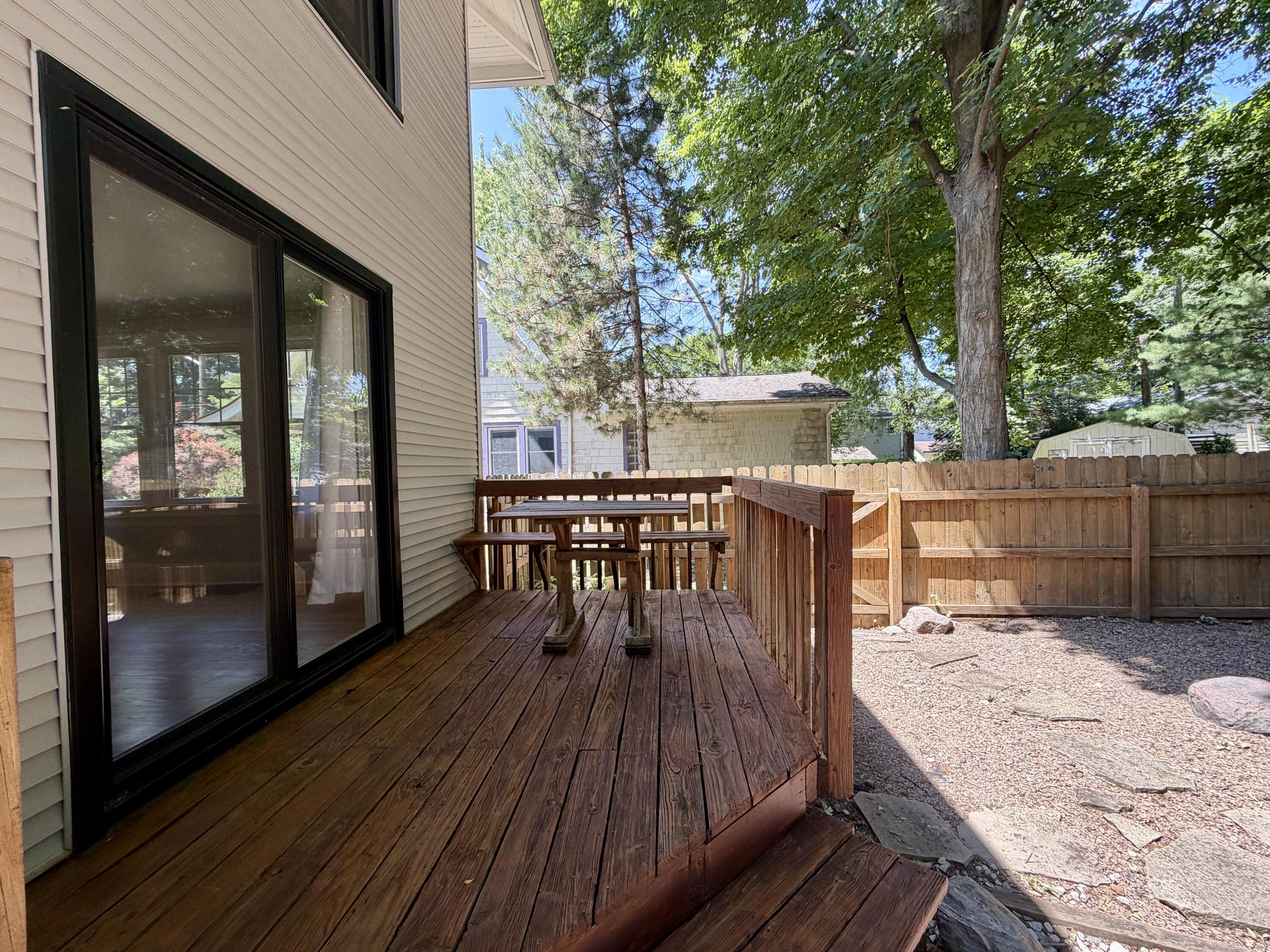 1201 Granger Avenue Property Photo 10