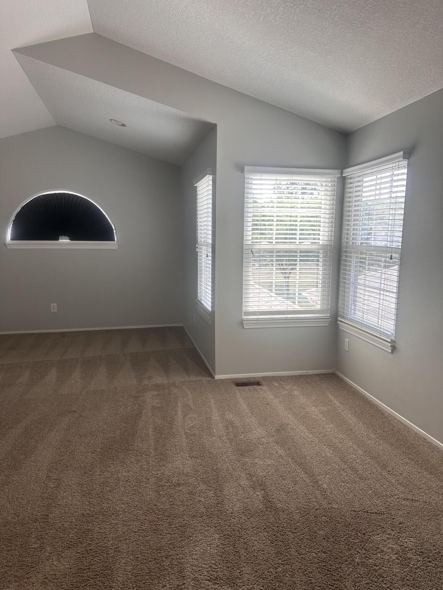2514 Boulder Lane Property Photo 17