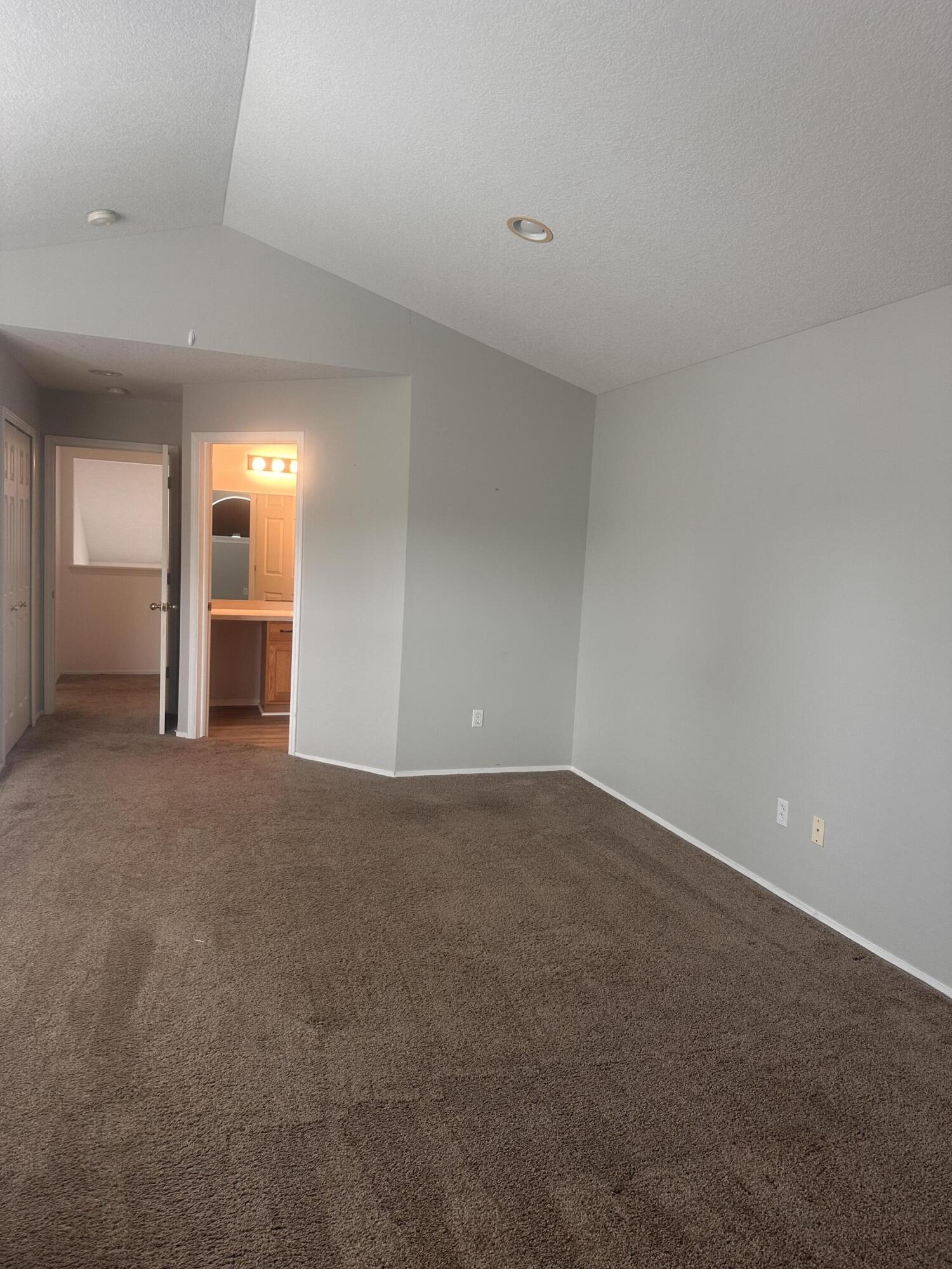 2514 Boulder Lane Property Photo 18