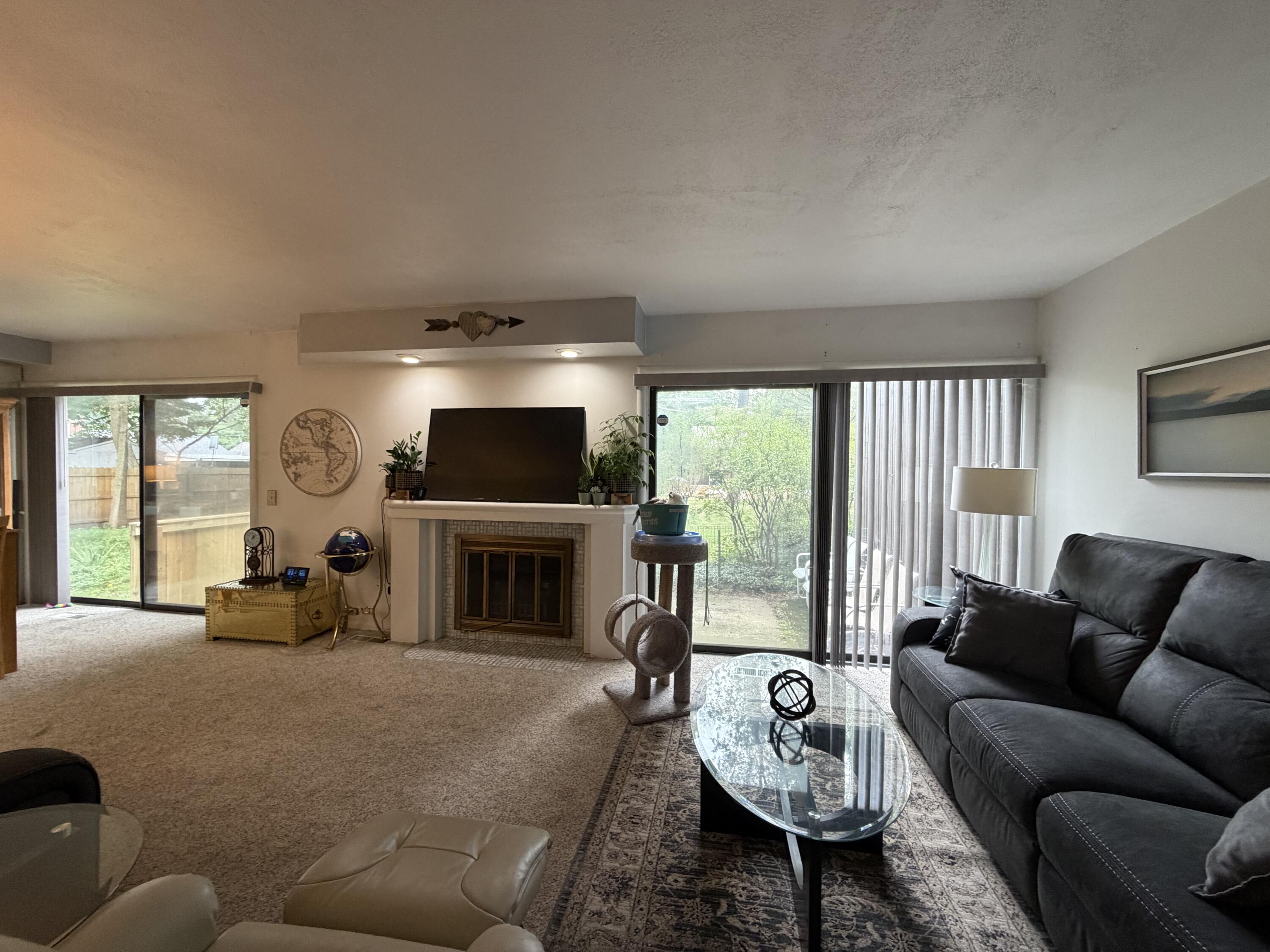 135 Balmoral Court Property Photo 7