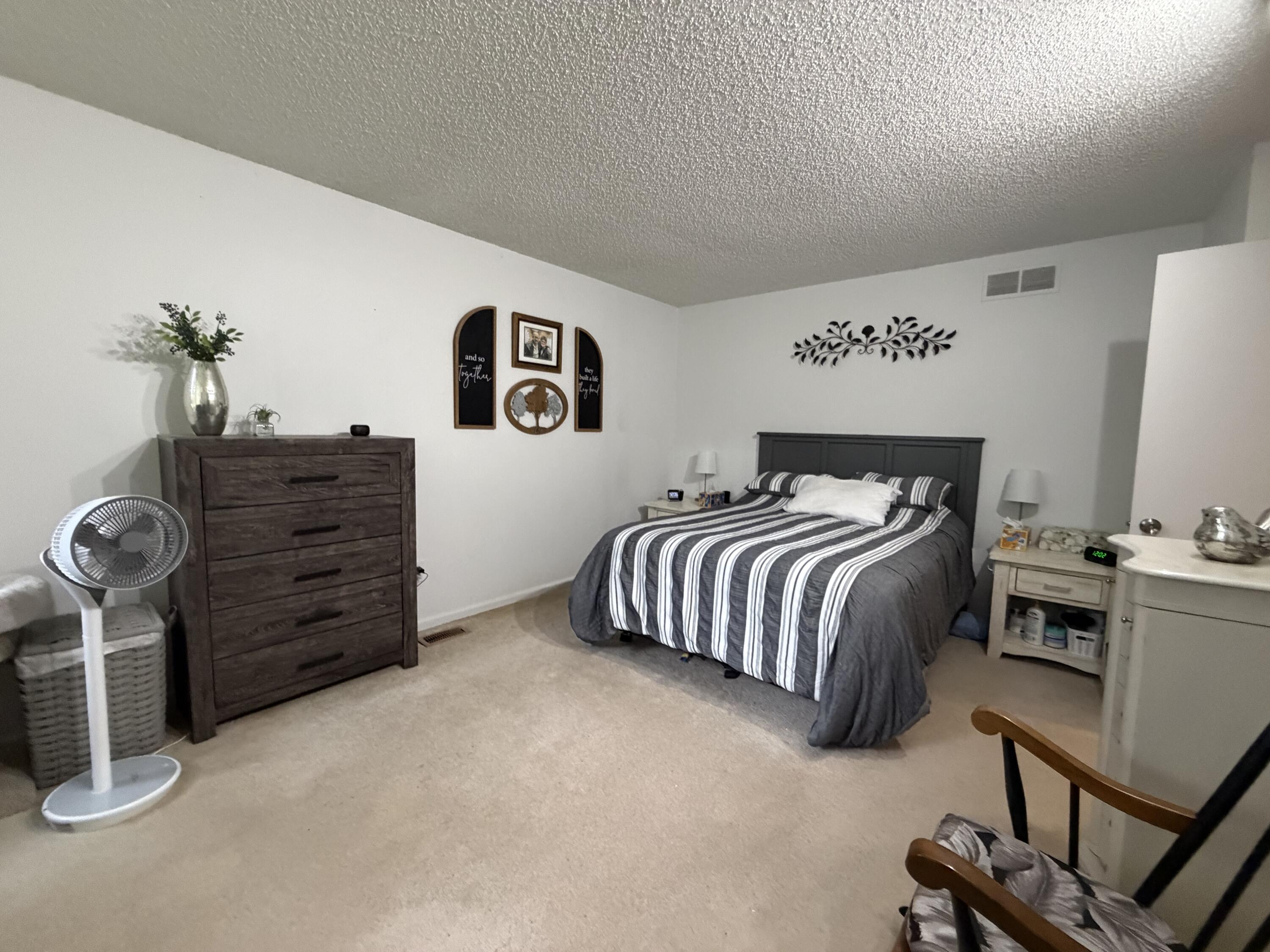 135 Balmoral Court Property Photo 12