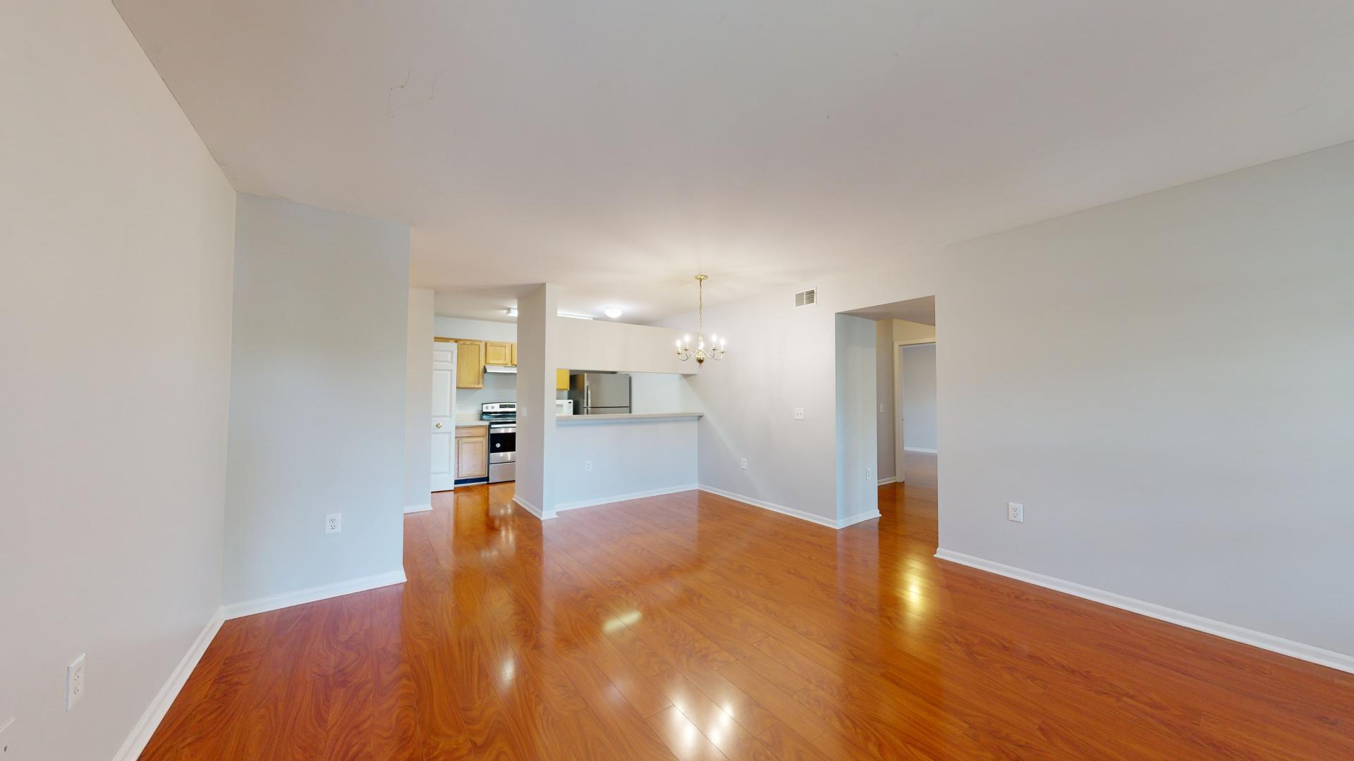 2771 S Knightsbridge Circle Property Photo 6