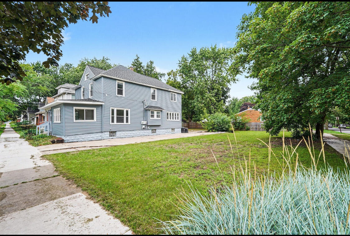 1107 11th Street Nw Property Photo 4