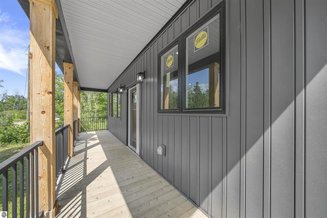 1713 Vanderlip Road Property Photo 3