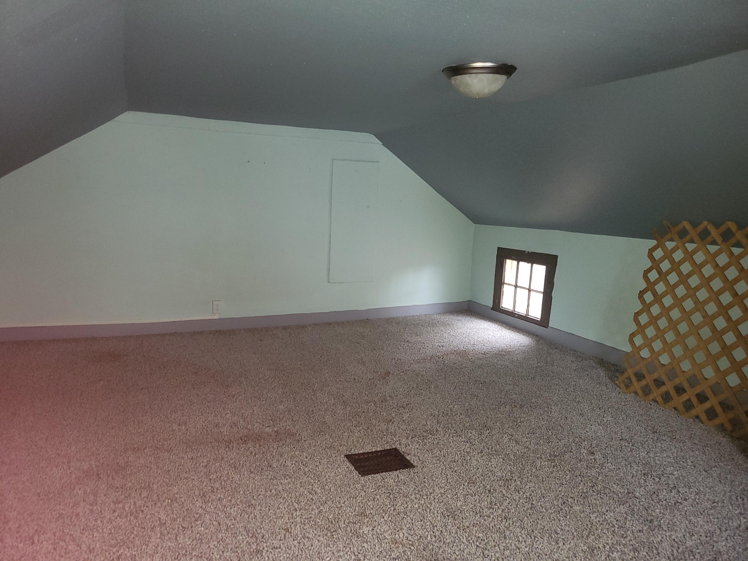 204 W Delaware Street Property Photo 12